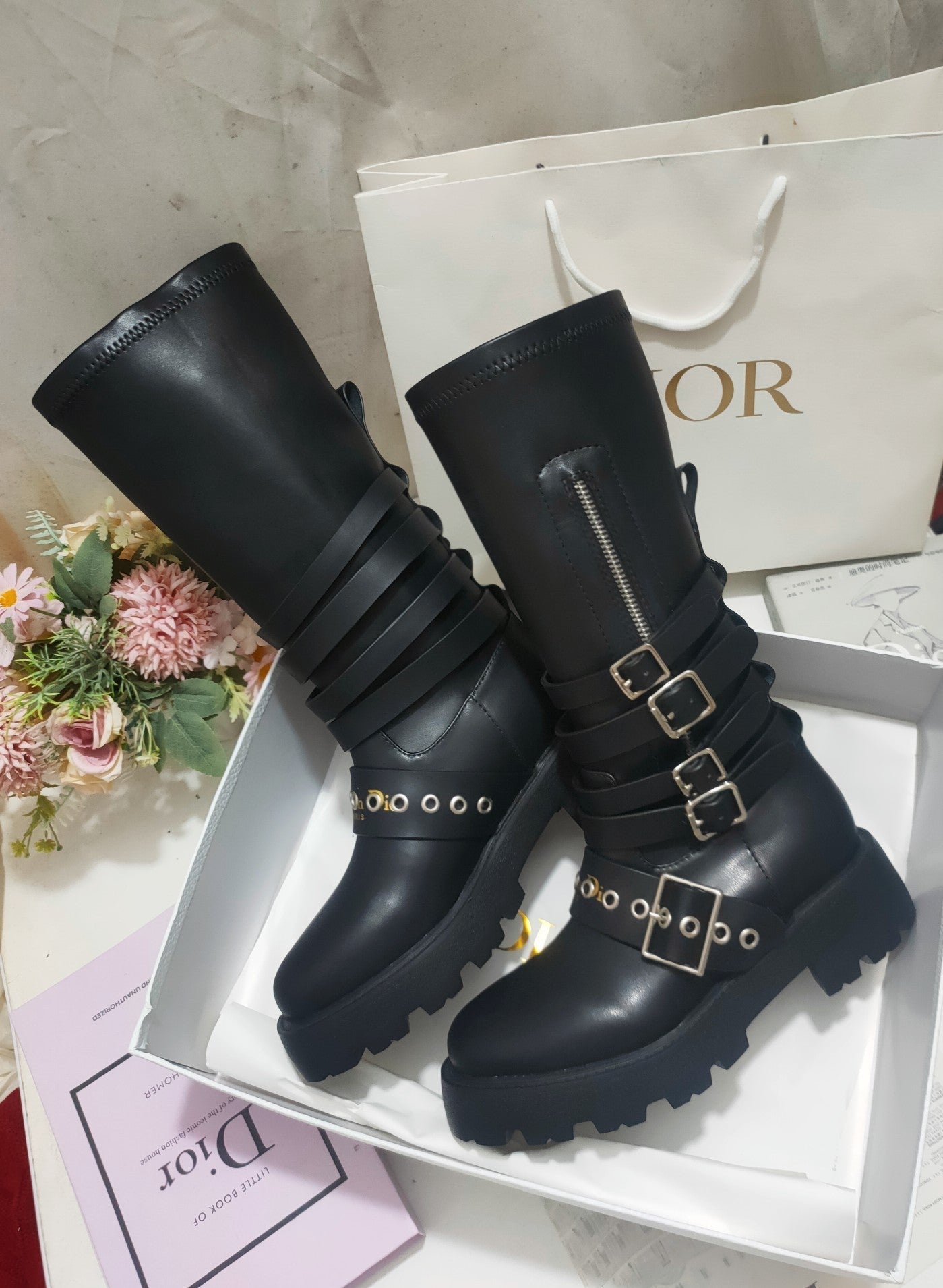 DIOR CD ZIPPER BUCKLE BOOTS IN BLACK CALFSKIN