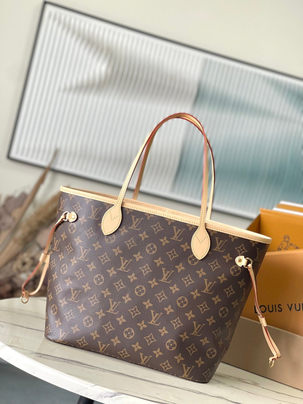 LOUIS VUITTON NEVERFULL MM 31 IN BROWN MONOGRAM CANVAS WITH PINK RABBIT PATCH