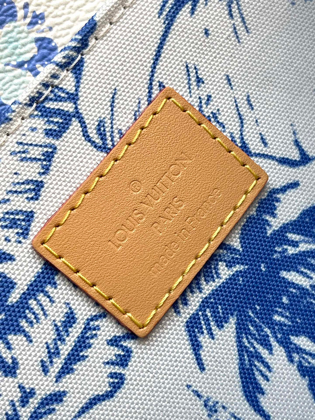 LOUIS VUITTON POCHETTE MÉTIS 25 IN LAGOON BLUE MONOGRAM TILES CANVAS GOLD HARDWARE