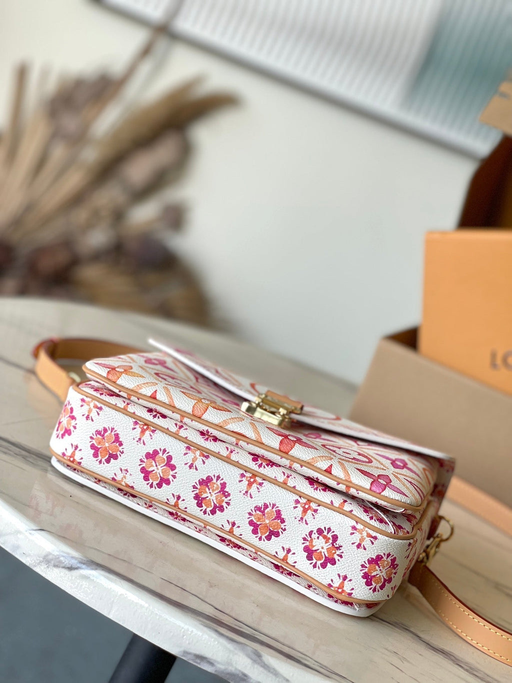 LOUIS VUITTON POCHETTE MÉTIS 25 IN CORAL MONOGRAM TILES CANVAS GOLD HARDWARE