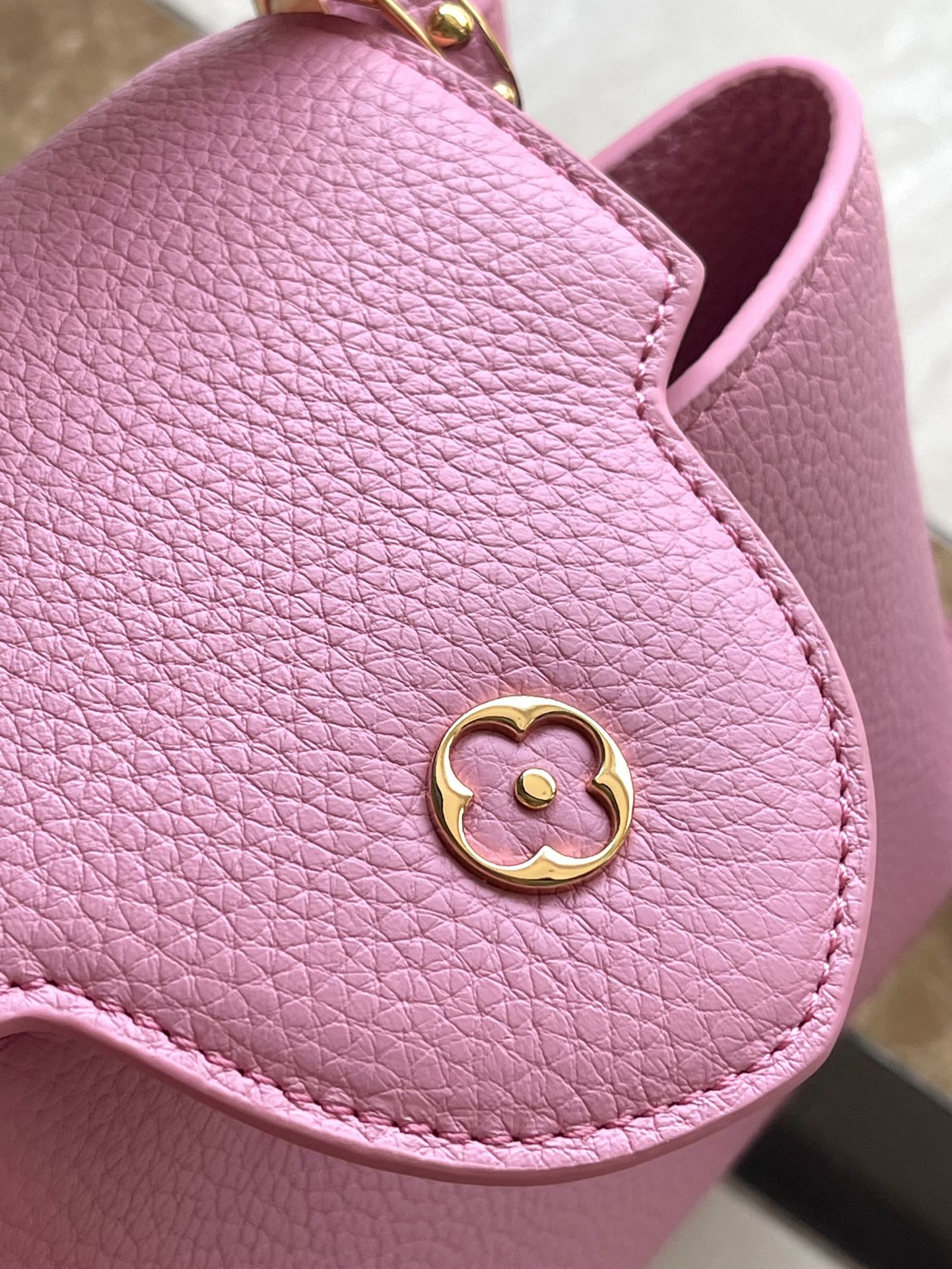 LOUIS VUITTON CAPUCINES BB 26 IN MARSHMALLOW PINK TAURILLON GOLD HARDWARE