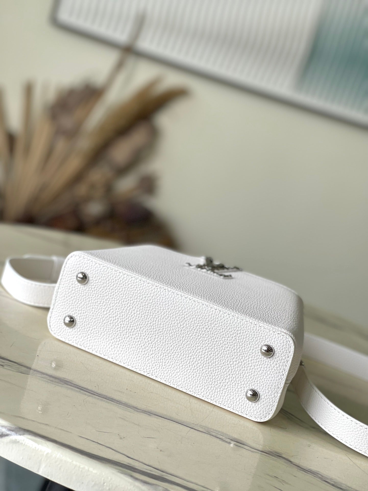 LOUIS VUITTON CAPUCINES EAST-WEST MINI 22 IN WHITE CALFSKIN SILVER HARDWARE