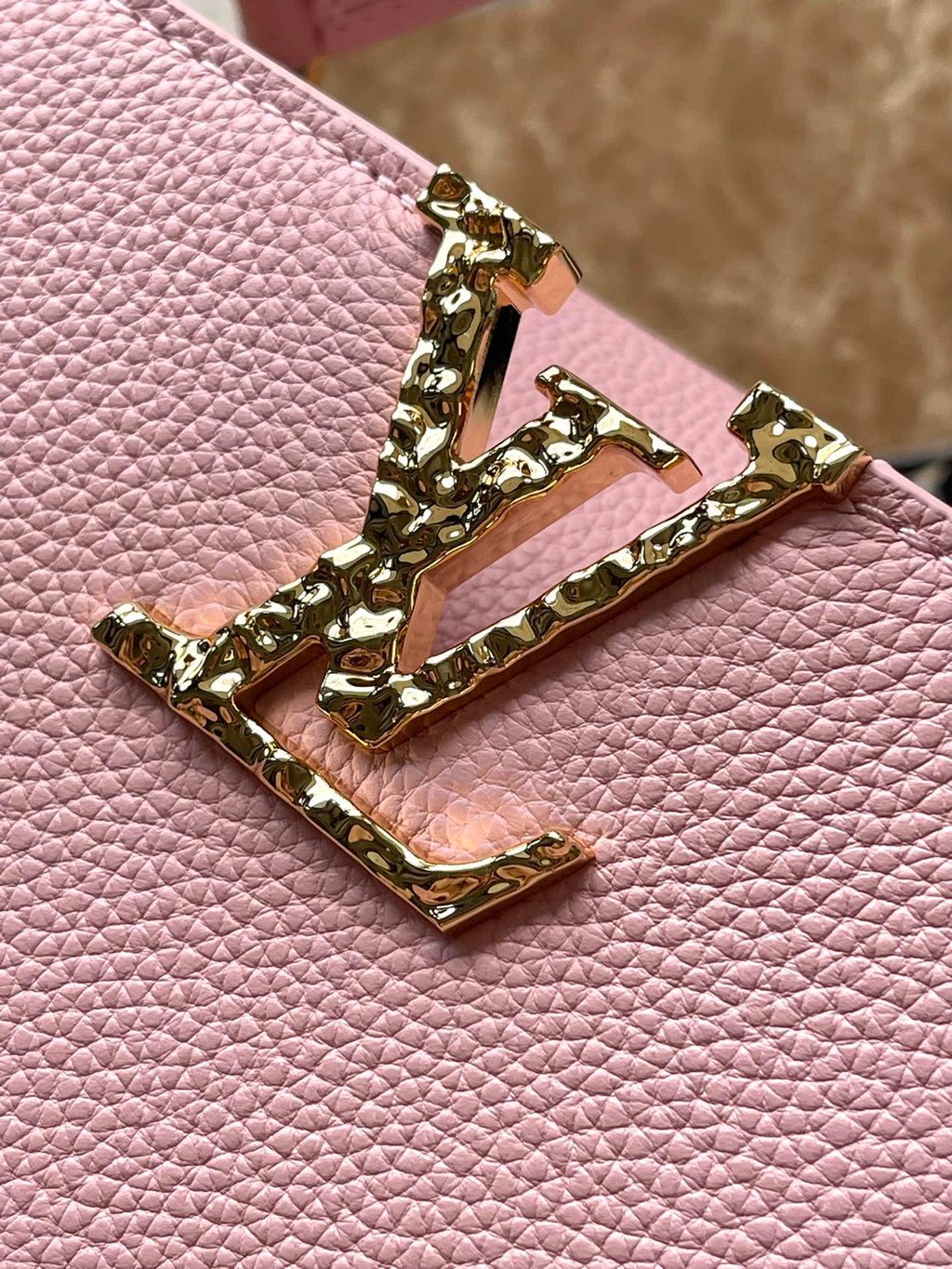 LOUIS VUITTON CAPUCINES EAST-WEST 33 IN BLUSH PINK CALFSKIN GOLD HARDWARE