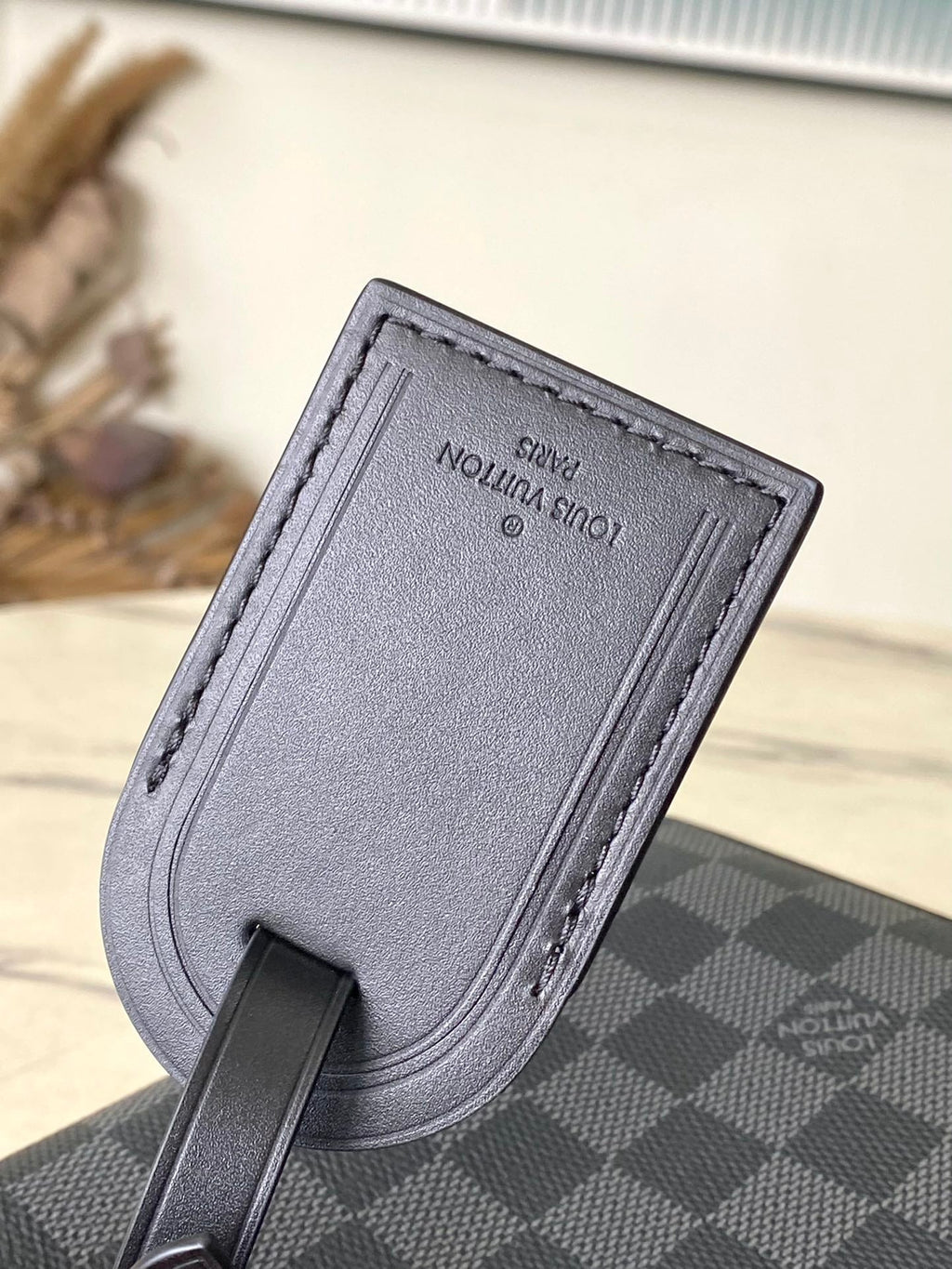 LOUIS VUITTON TAKEOFF POUCH 30 IN GREY BLACK DAMIER GRAPHITE CANVAS