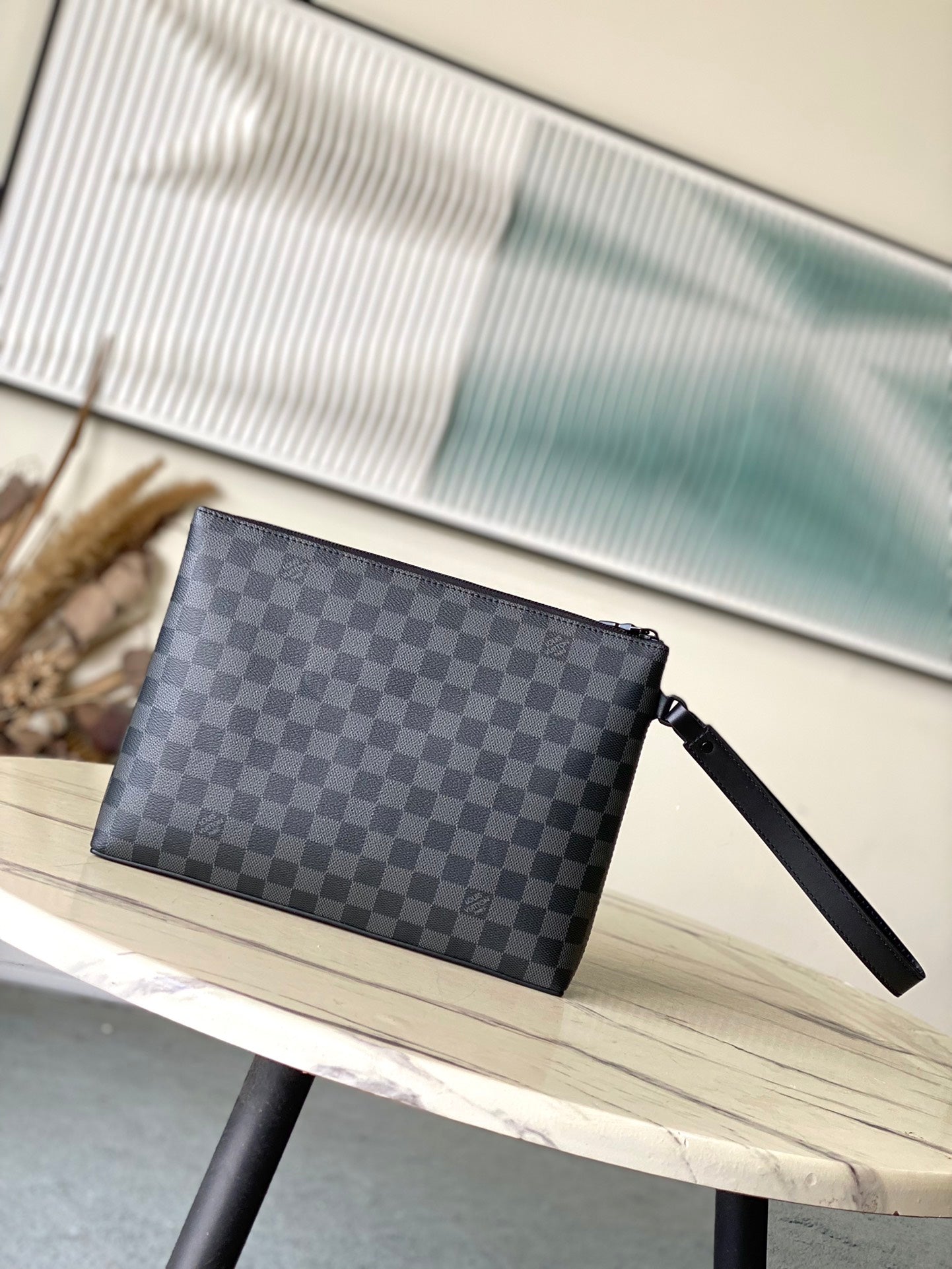 LOUIS VUITTON TAKEOFF POUCH 30 IN GREY BLACK DAMIER GRAPHITE CANVAS