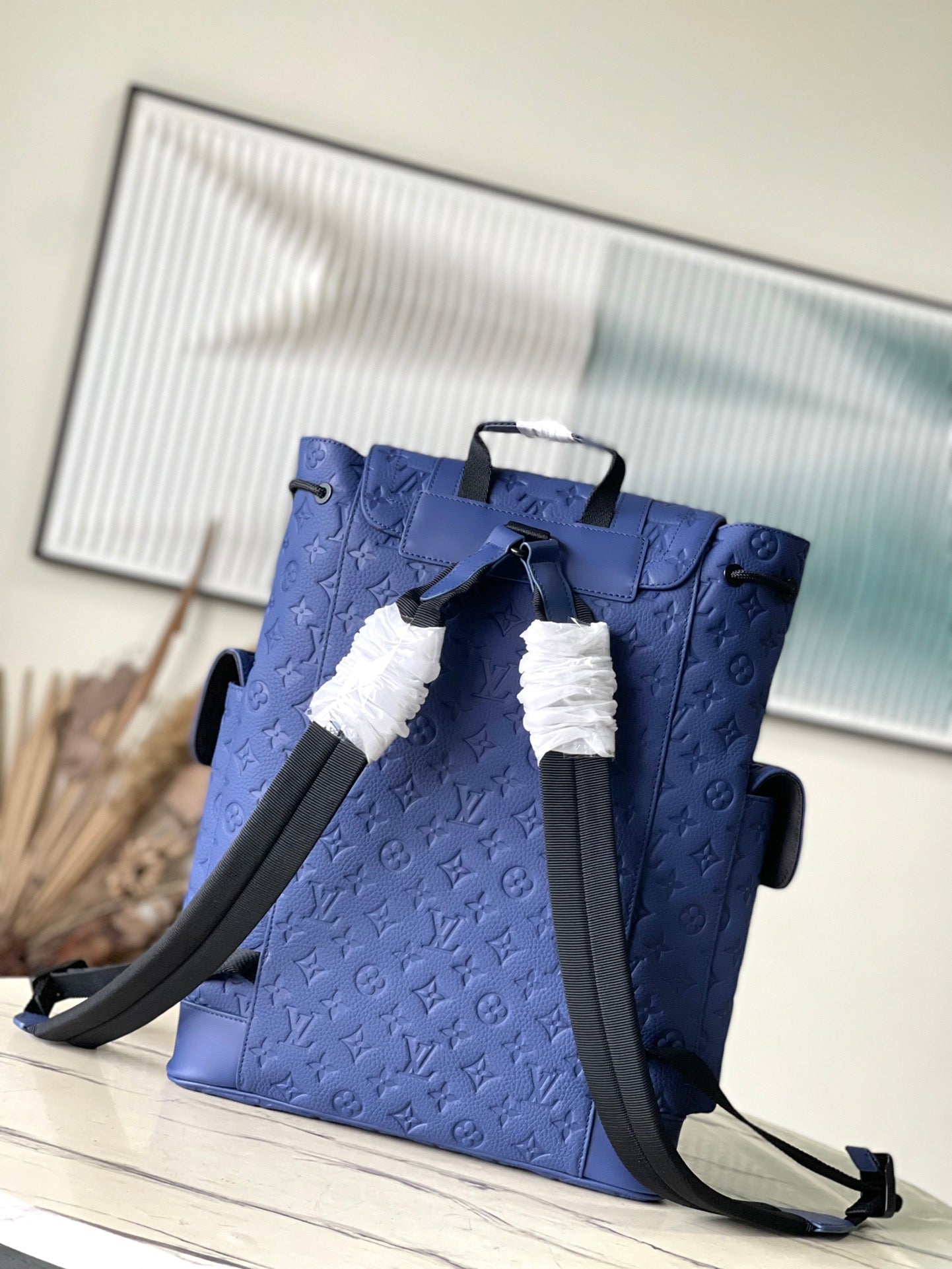 LOUIS VUITTON CHRISTOPHER MM 44 IN SAPPHIRE BLUE TAURILLON