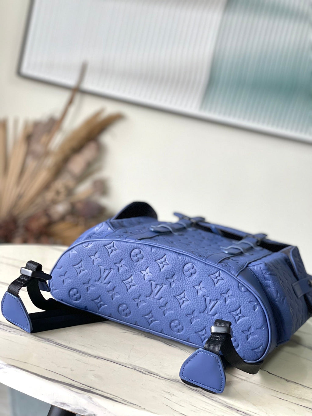LOUIS VUITTON CHRISTOPHER MM 44 IN SAPPHIRE BLUE TAURILLON