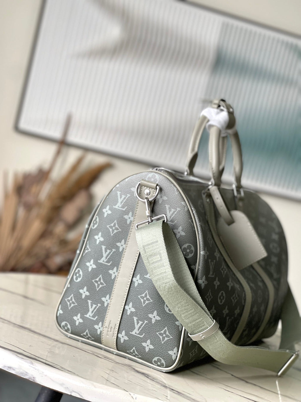 LOUIS VUITTON KEEPALL BANDOULIÈRE 45 IN GRAY MONOGRAM GRADIENT CANVAS