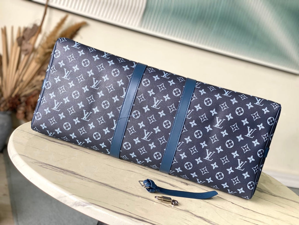 LOUIS VUITTON KEEPALL BANDOULIÈRE 55 IN NAVY GREEN MONOGRAM GRADIENT CANVAS