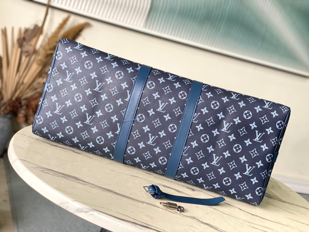 LOUIS VUITTON KEEPALL BANDOULIÈRE 55 IN NAVY GREEN MONOGRAM GRADIENT CANVAS