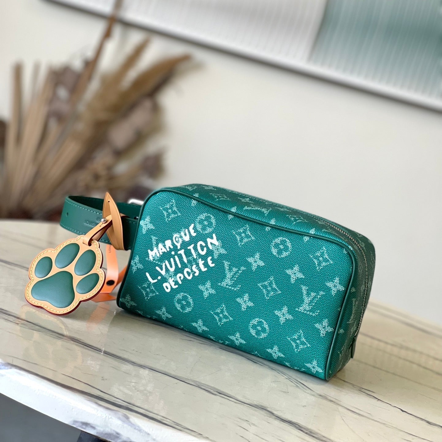 LOUIS VUITTON LOCKER DOPP KIT 28 IN GREEN MONOGRAM HERITAGE CANVAS