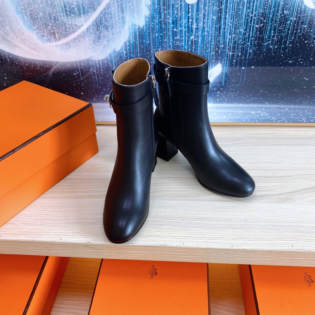 HERMES STORY ANKLE BOOT 7 CM IN BLACK LAMBSKIN