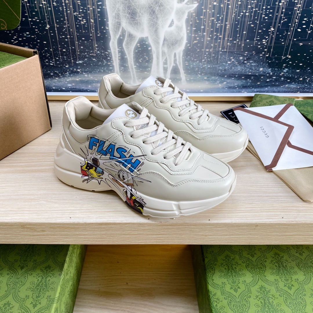 GUCCI COUPLE TRAINER WHITE CALFSKIN WITH DONALD DUCK ICON