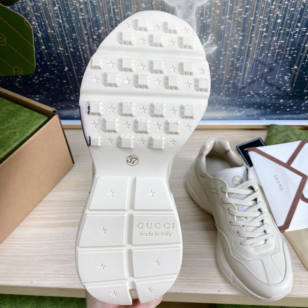 GUCCI COUPLE TRAINER WHITE CALFSKIN WITH DONALD DUCK ICON
