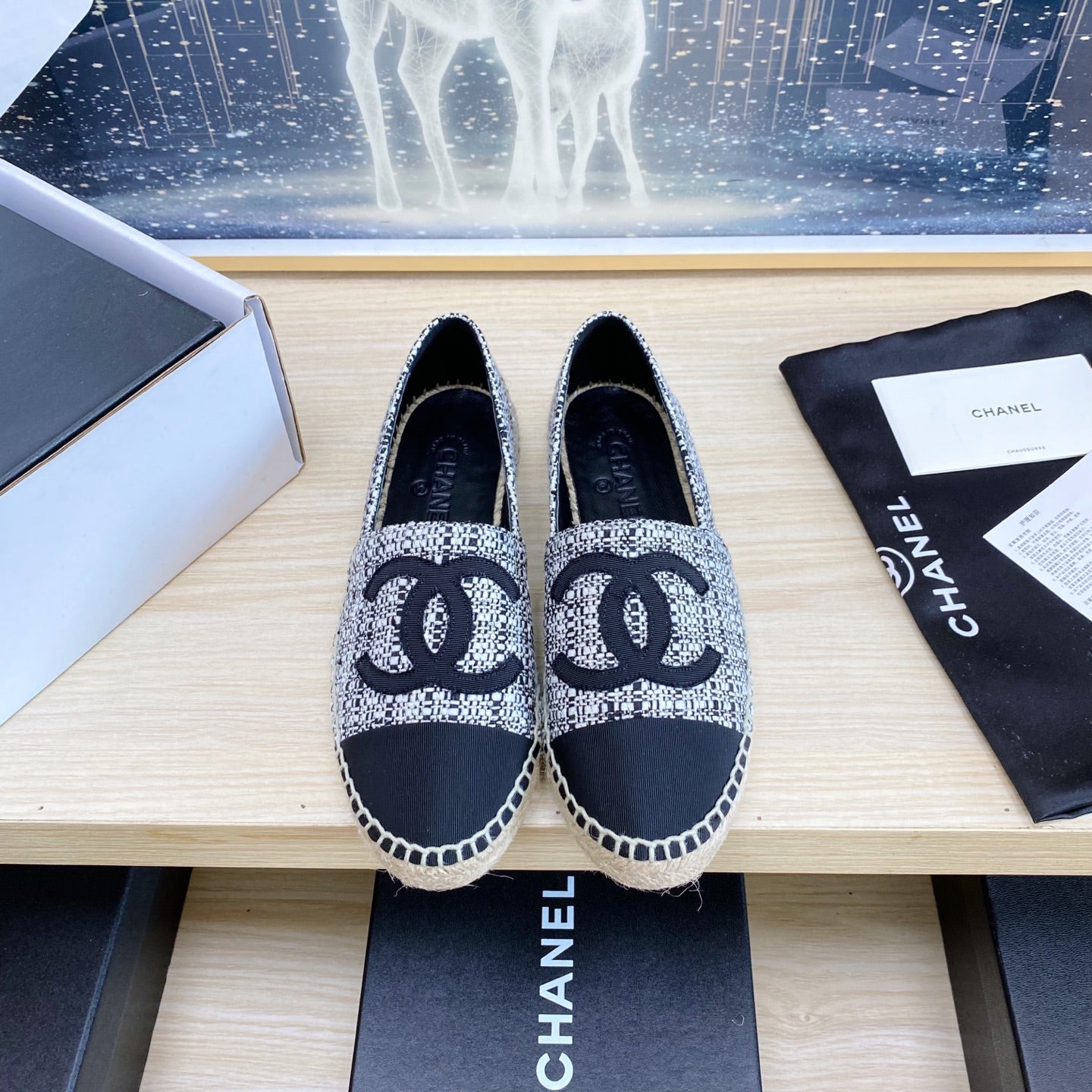 CHANEL ESPADRILLES PLATFORM IN WHITE MIX BLACK TWEED