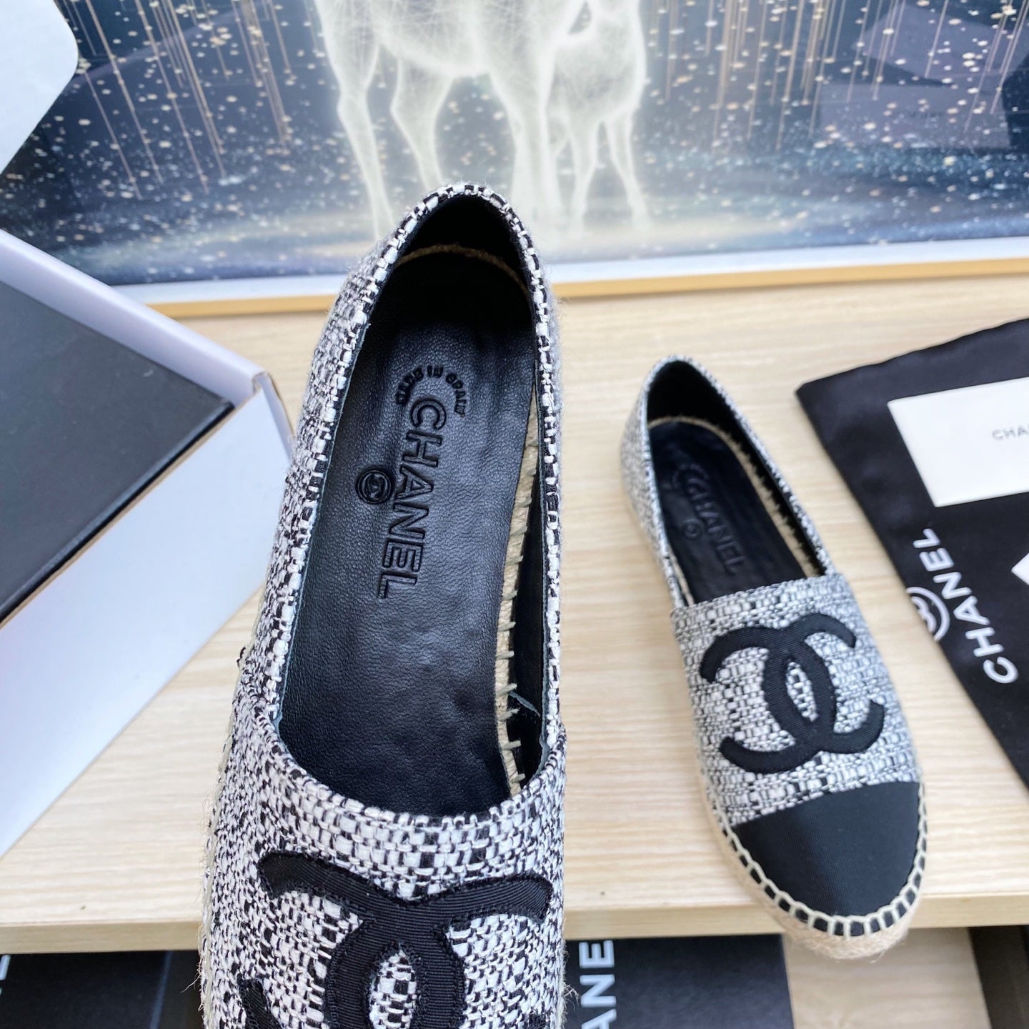CHANEL ESPADRILLES PLATFORM IN WHITE MIX BLACK TWEED