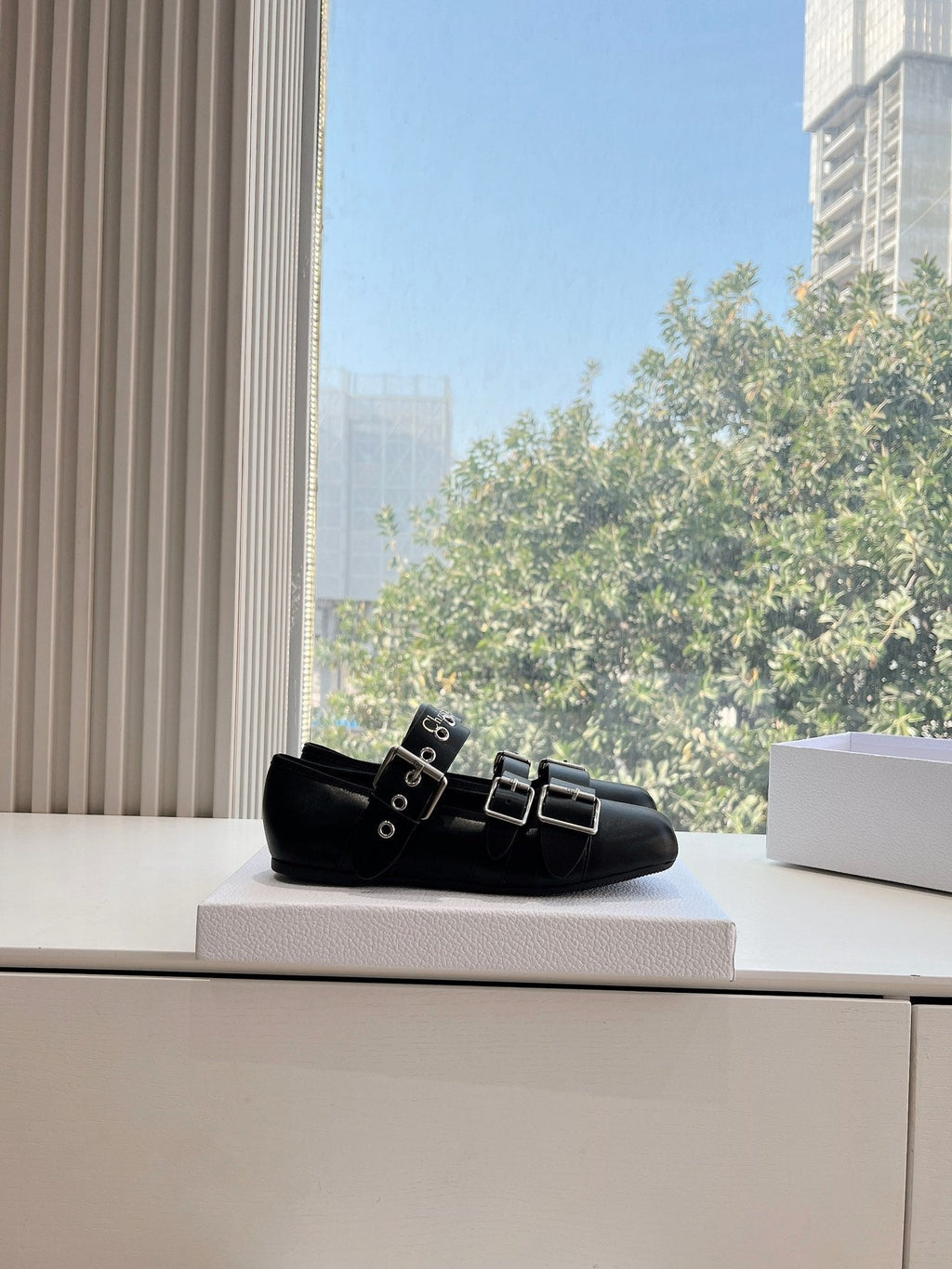 DIOR PUNK BALLET FLAT IN BLACK SUPPLE CALFSKIN