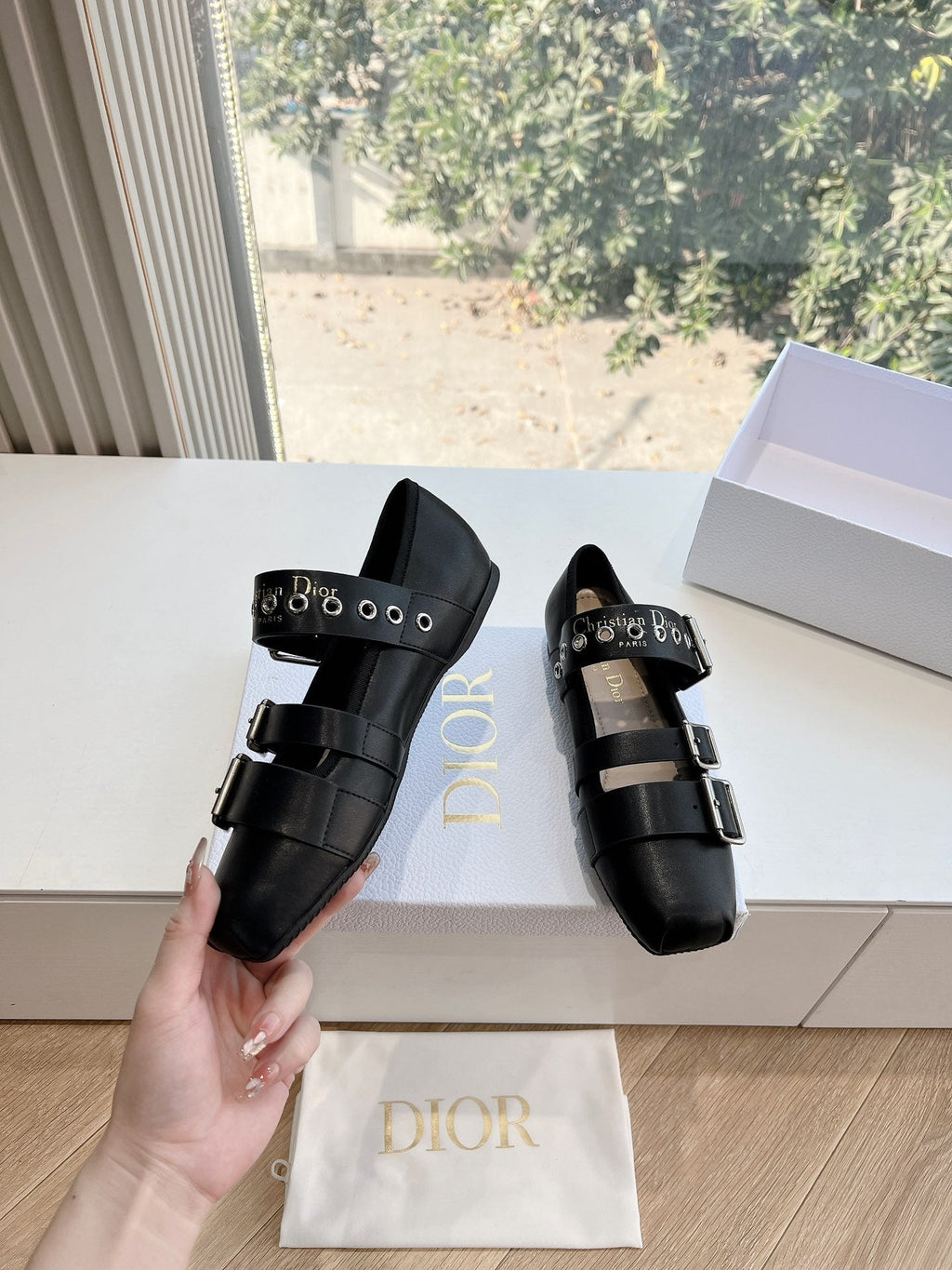 DIOR PUNK BALLET FLAT IN BLACK SUPPLE CALFSKIN