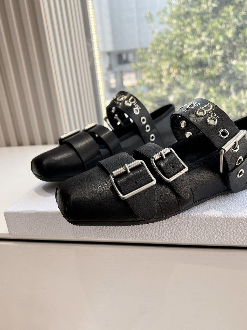 DIOR PUNK BALLET FLAT IN BLACK SUPPLE CALFSKIN