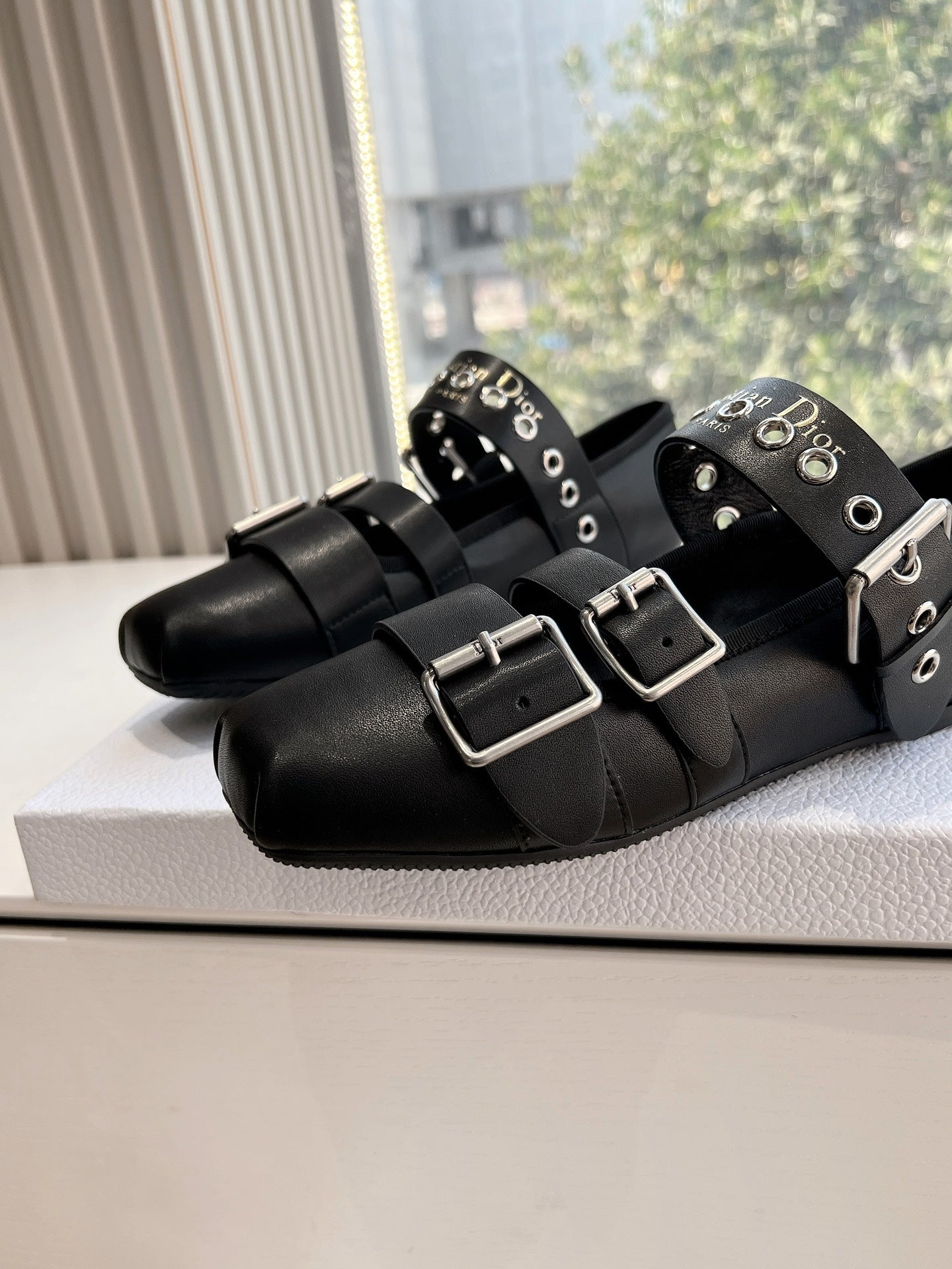 DIOR PUNK BALLET FLAT IN BLACK SUPPLE CALFSKIN