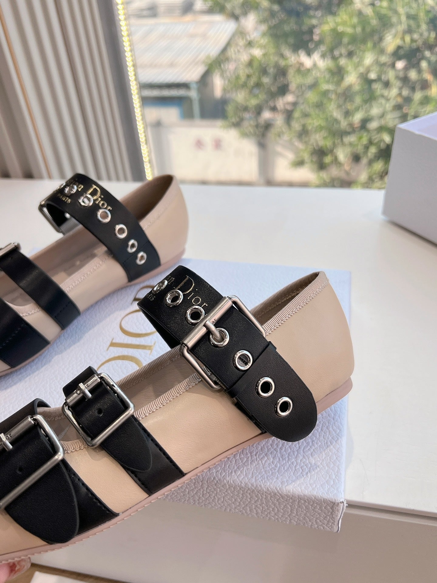 DIOR PUNK BALLET FLAT IN CAMEL BEIGE MIX BLACK SUPPLE CALFSKIN