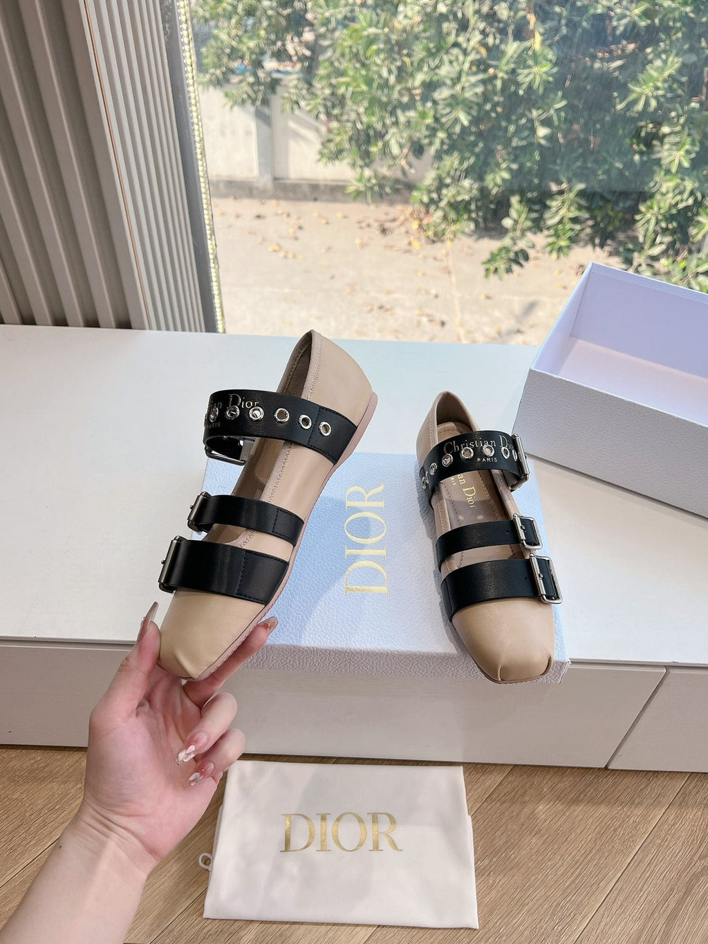 DIOR PUNK BALLET FLAT IN CAMEL BEIGE MIX BLACK SUPPLE CALFSKIN