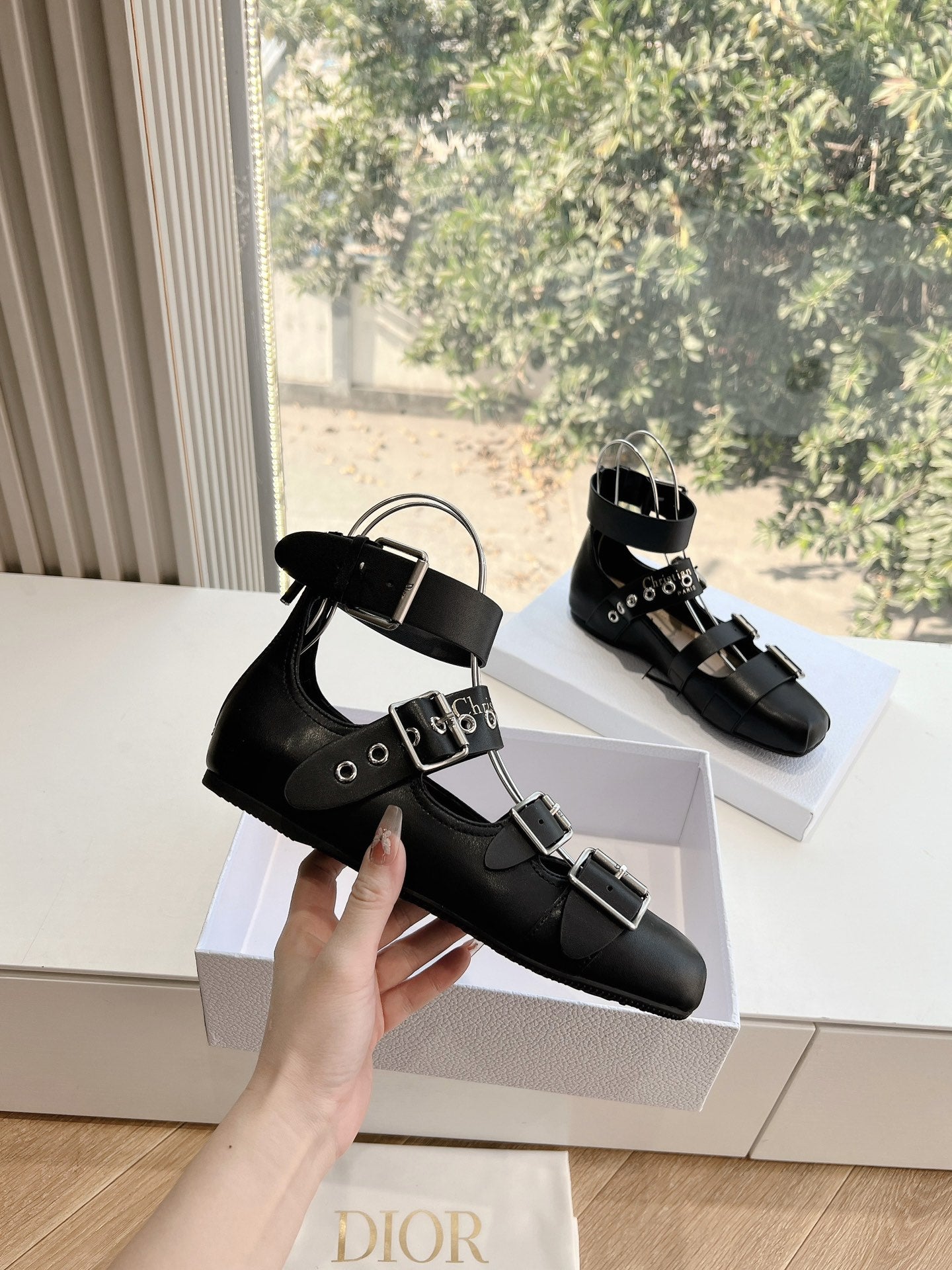 DIOR PUNK BALLET FLAT IN BLACK CALFSKIN