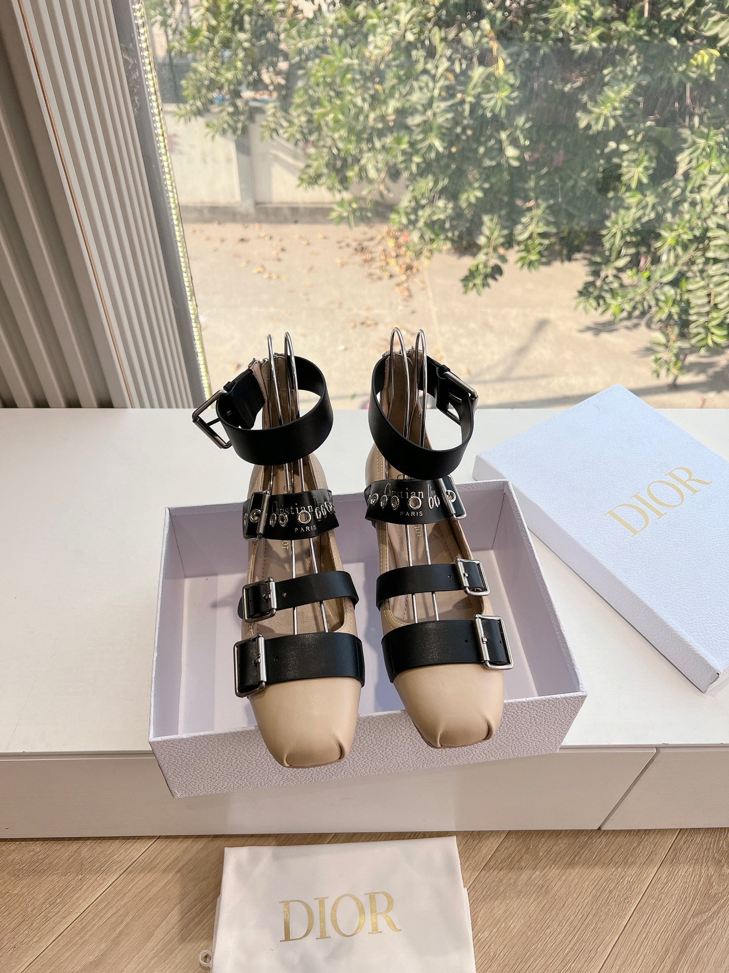 DIOR PUNK BALLET FLAT IN BLACK MIX CAMEL BEIGE CALFSKIN