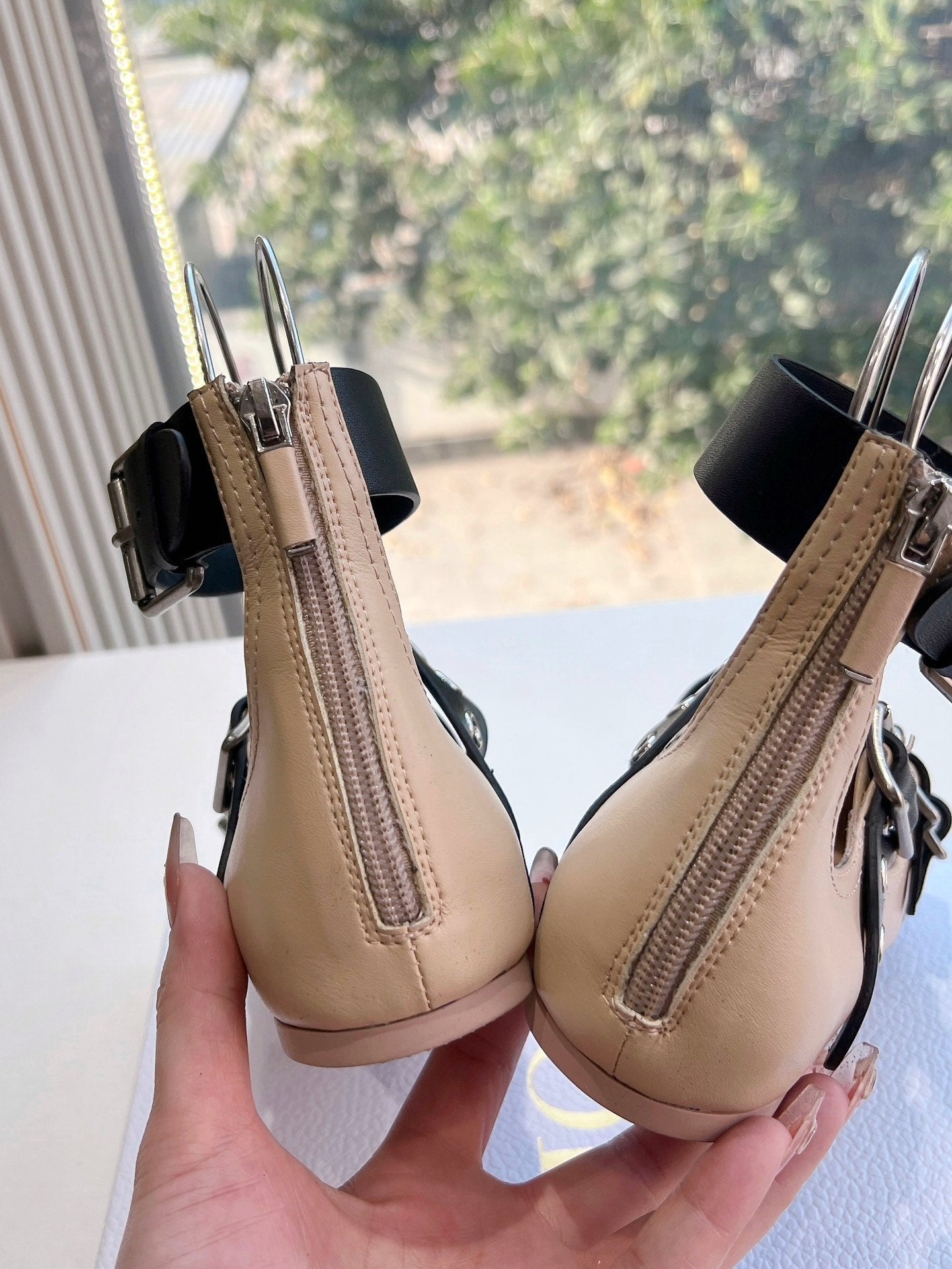 DIOR PUNK BALLET FLAT IN BLACK MIX CAMEL BEIGE CALFSKIN