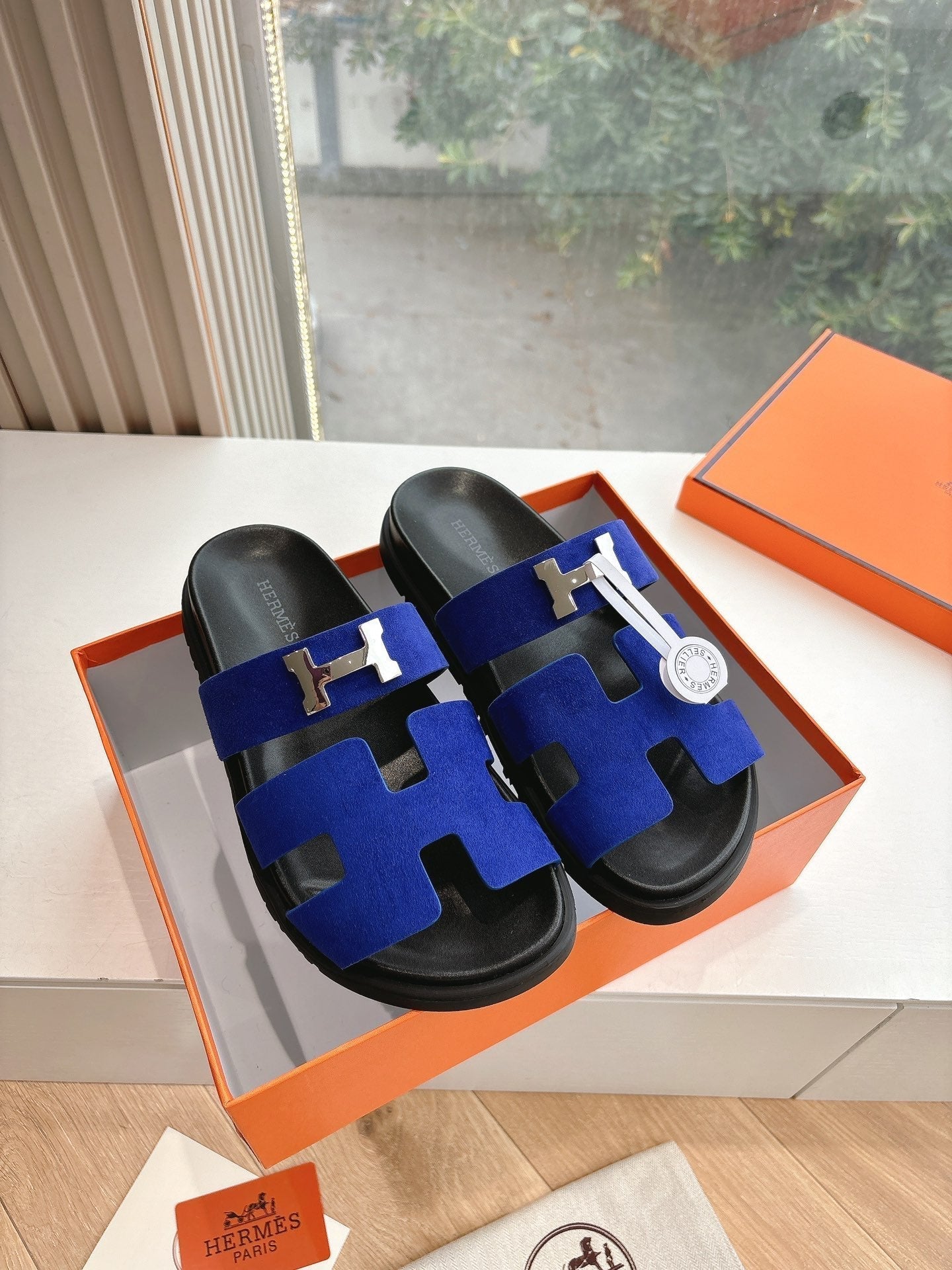 HERMES CHYPRE SANDAL IN COBALT BLUE SUEDE
