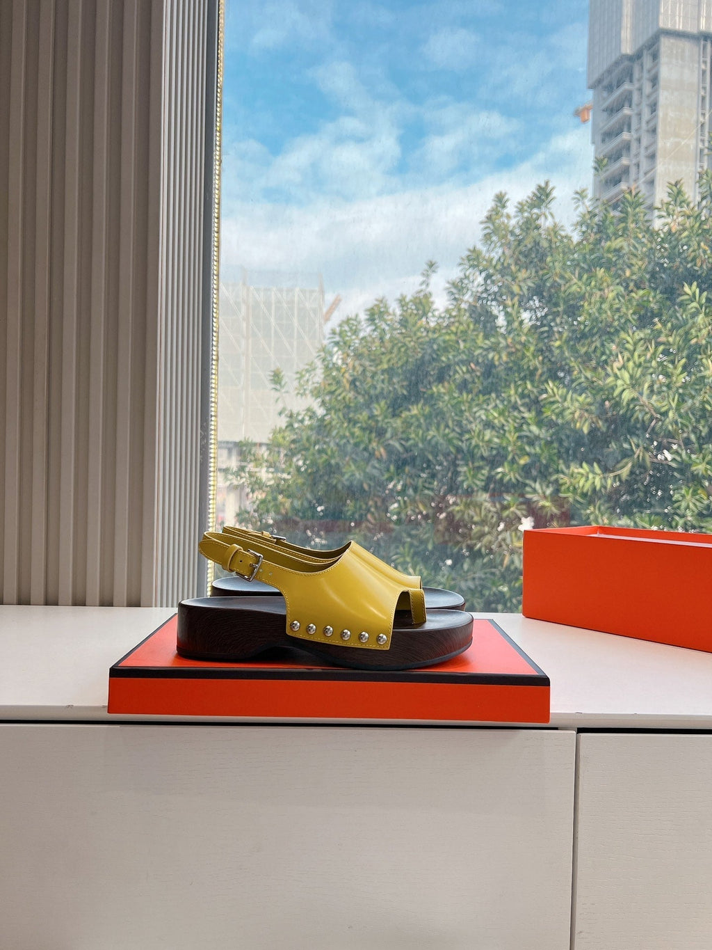 HERMES FLAT SANDAL IN CORN YELLOW CALFSKIN