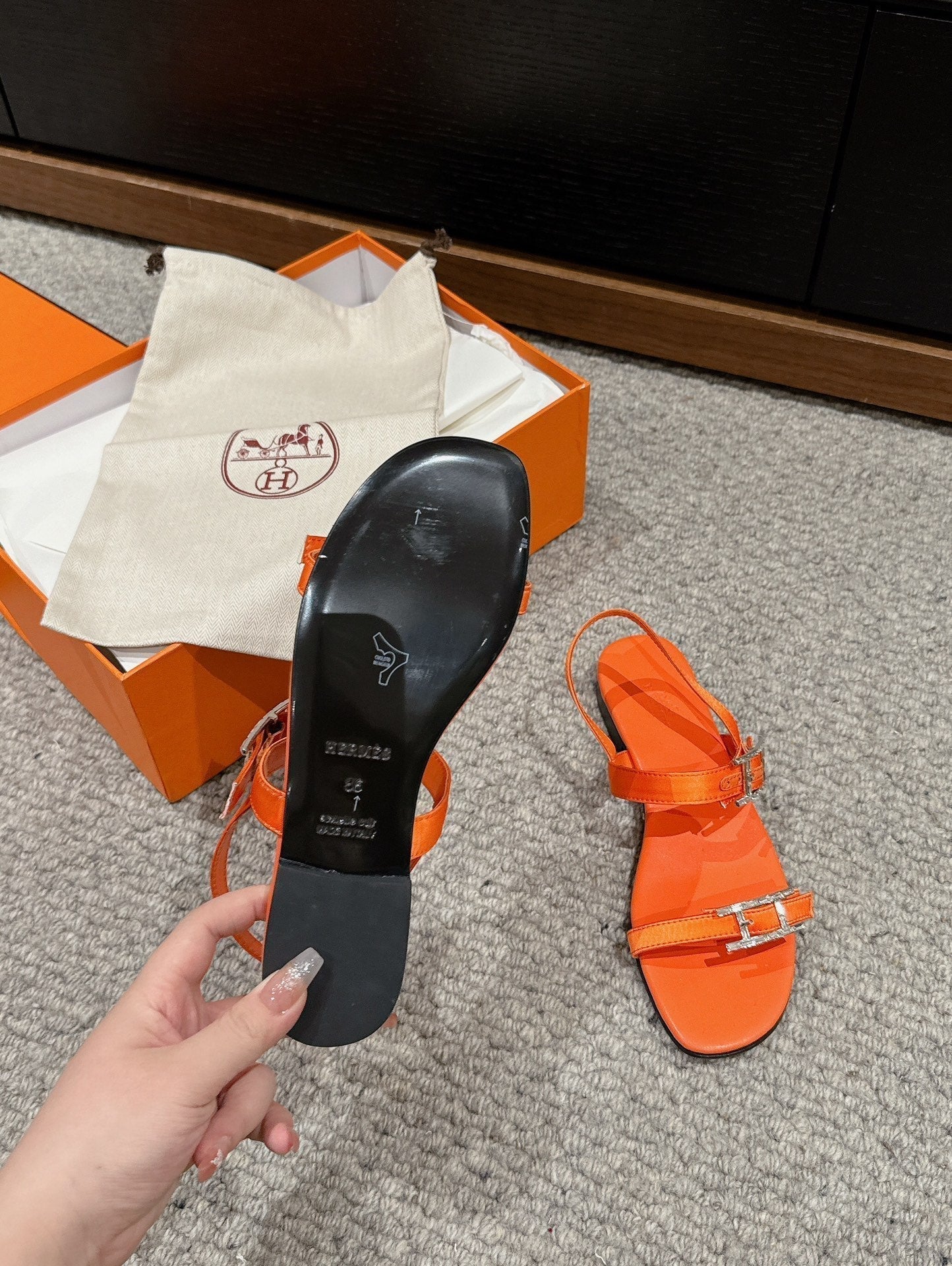 HERMES BUCKLE SANDAL BRIGHT ORANGE CALFSKIN