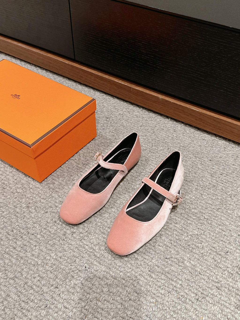 HERMES JANE BALLET FLAT PEACHY PINK VELVET