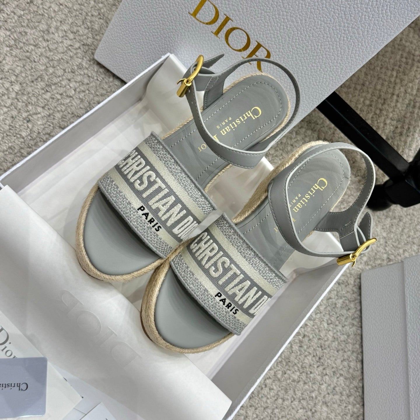 DIOR DWAY WEDGE SANDAL 25S 95MM IN GRAY EMBROIDERED COTTON RAFFIA SOLE