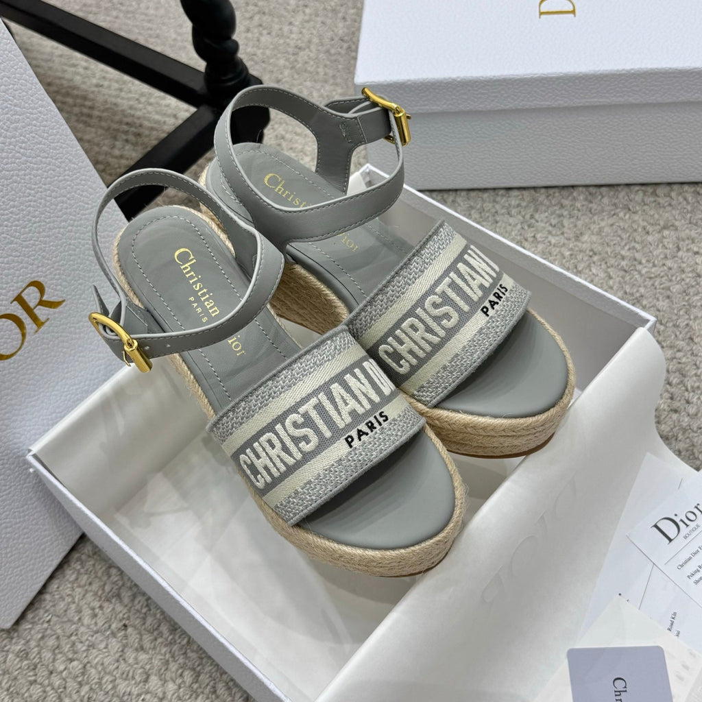 DIOR DWAY WEDGE SANDAL 25S 95MM IN GRAY EMBROIDERED COTTON RAFFIA SOLE