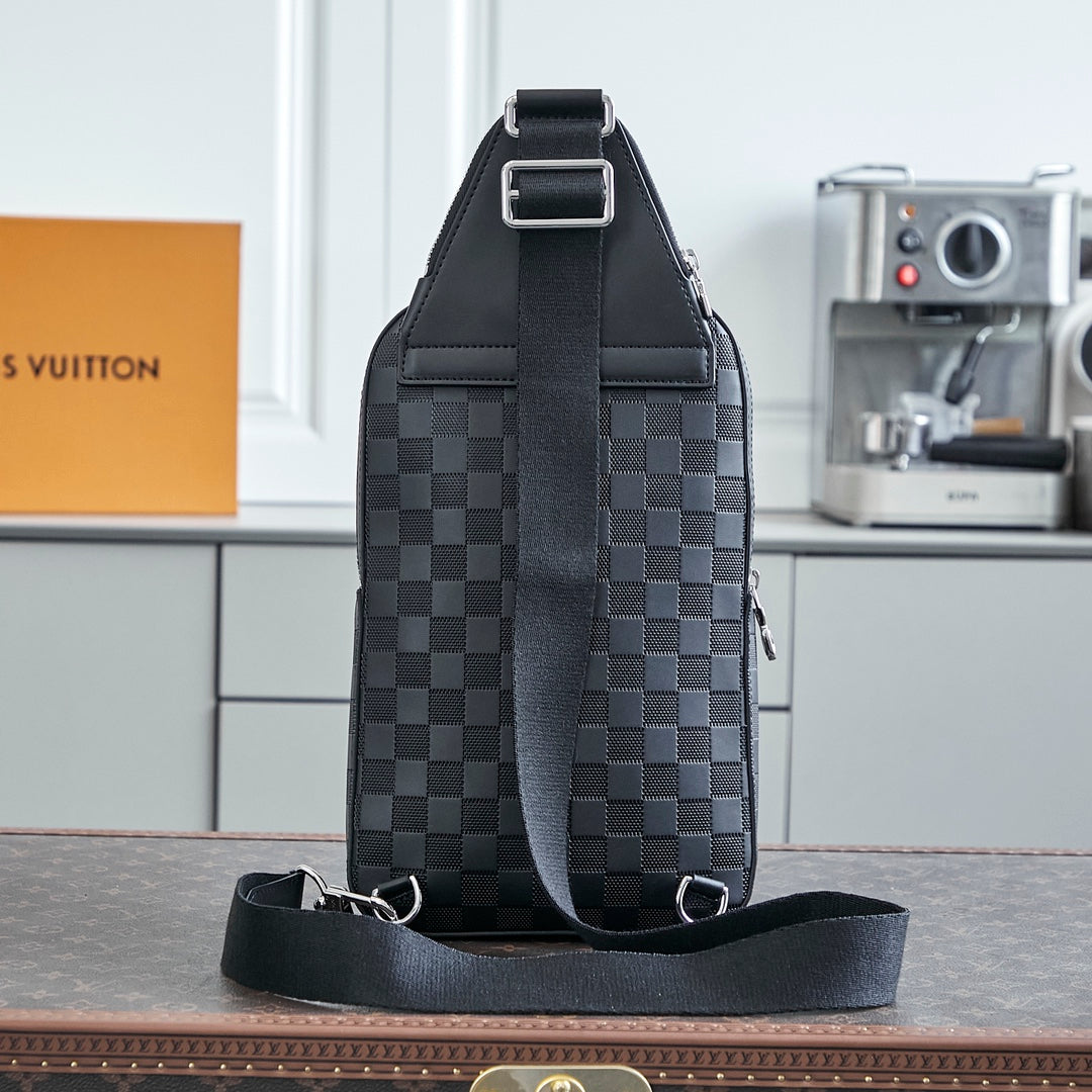 LOUIS VUITTON AVENUE SLINGBAG 31 IN BLACK DAMIER INFINI CALFSKIN