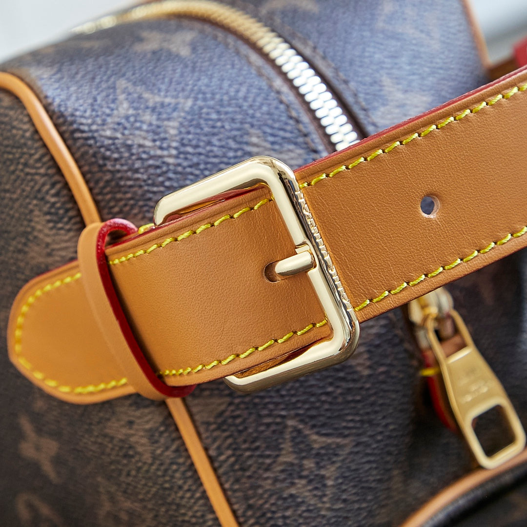 LOUIS VUITTON LOCKER DOPP KIT 23 IN BROWN MONOGRAM DUST CANVAS