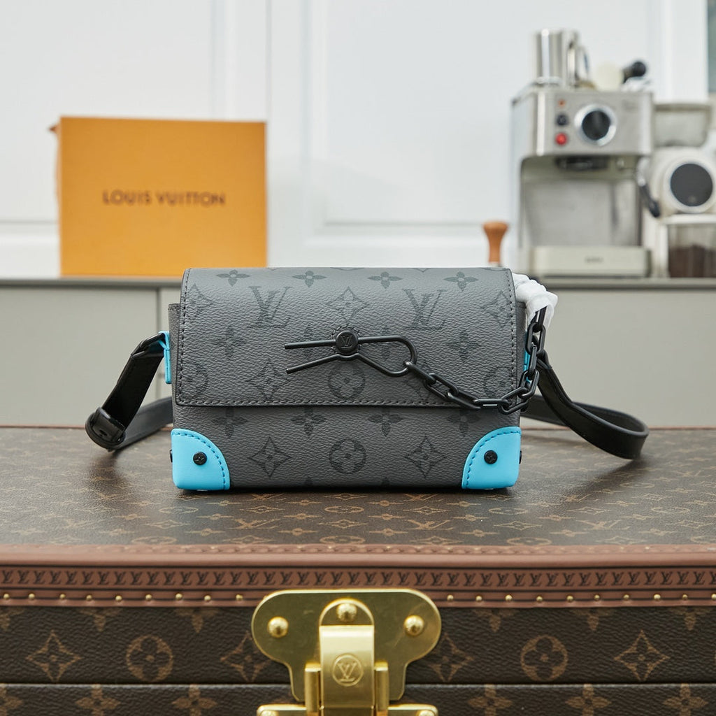 LOUIS VUITTON STEAMER 18 IN GUN METAL MONOGRAM ECLIPSE CANVAS MIX TURQUOISE CALFSKIN