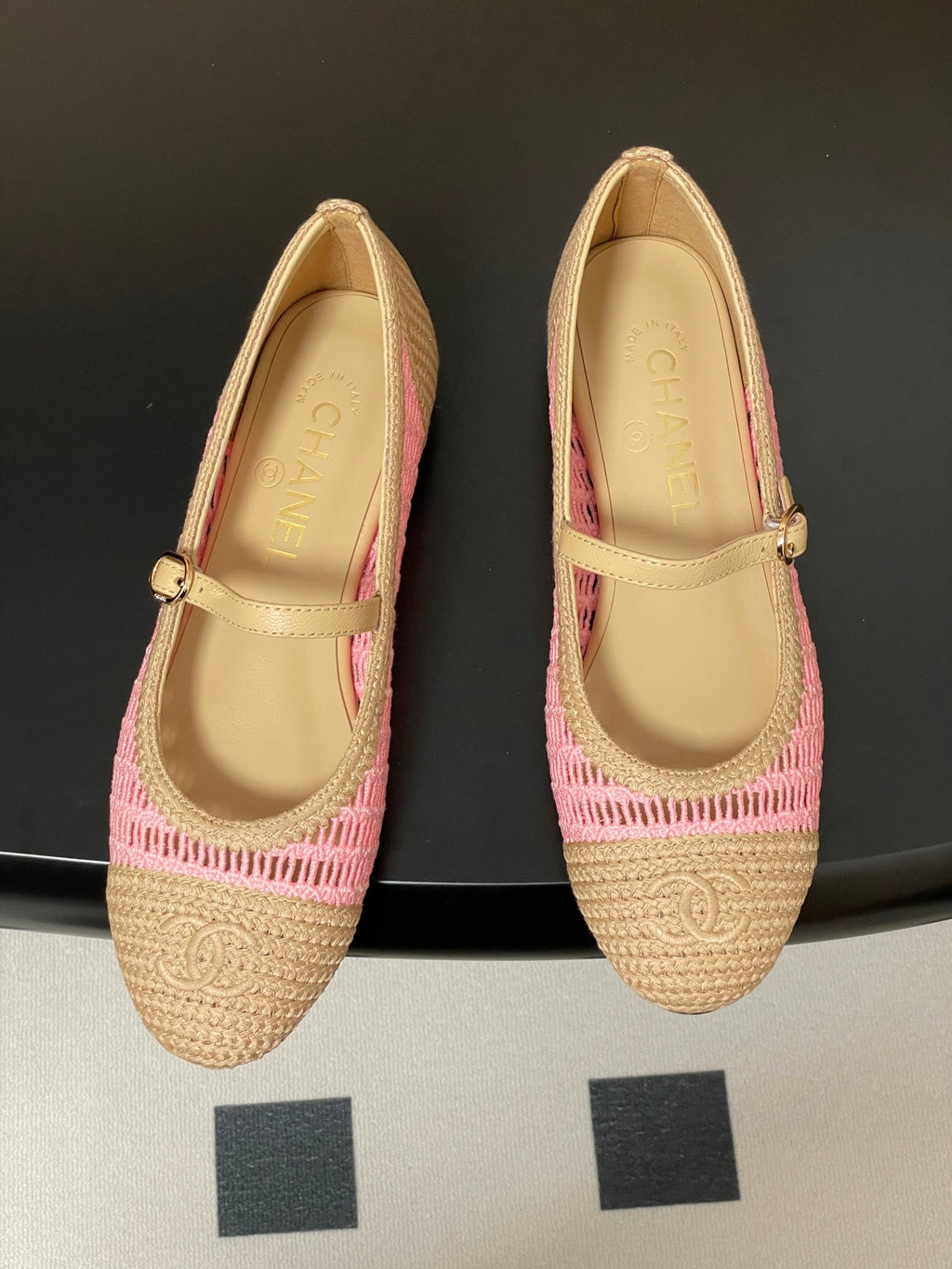 CHANEL BALLET MARY JANE 10MM IN NATURAL BEIGE AND PINK RAFFIA