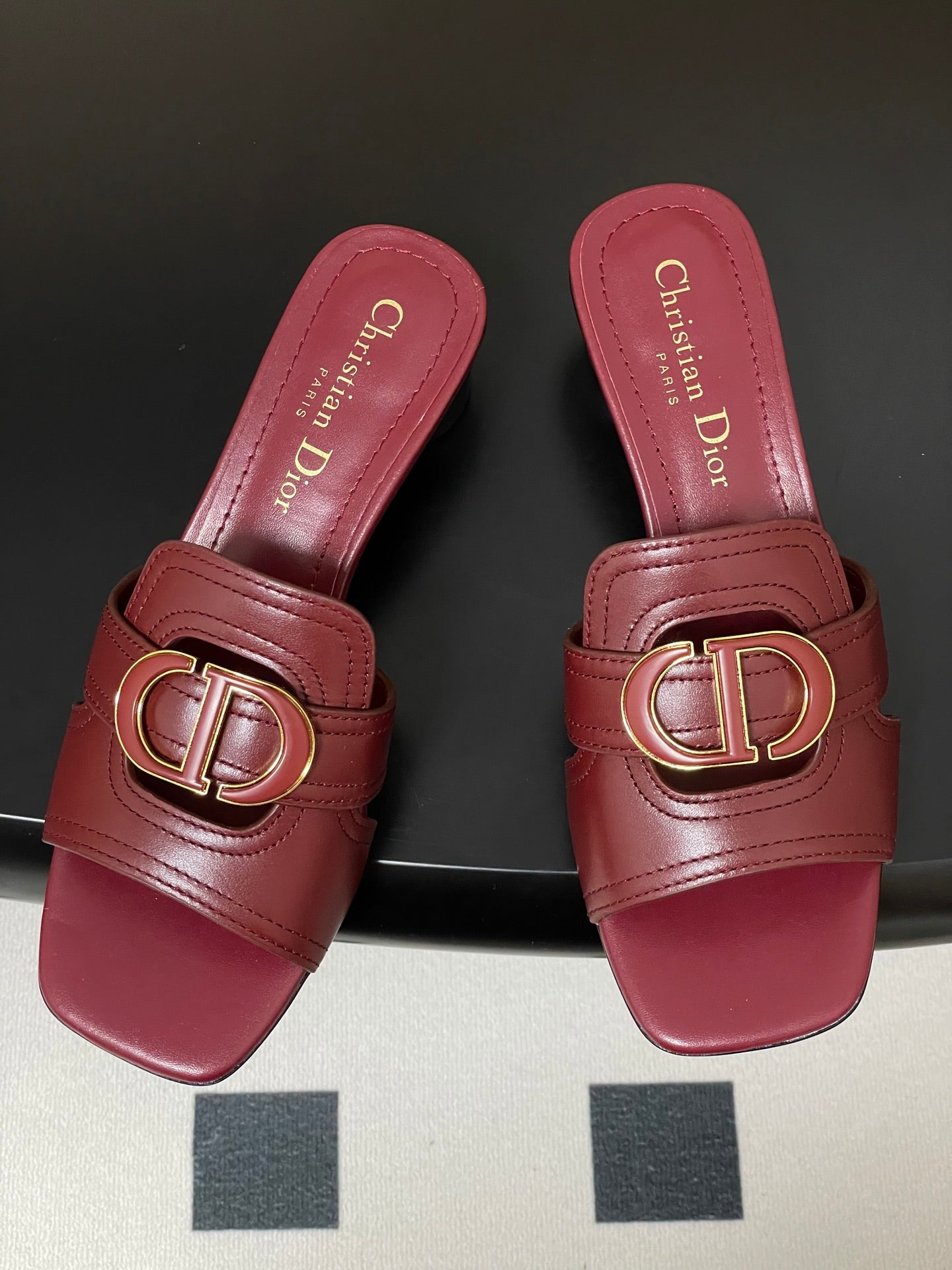 DIOR HIGH HEEL CLASSIC MONTAIGNE 40 MM 25S IN DARK RED LAMBSKIN WITH CD LOGO