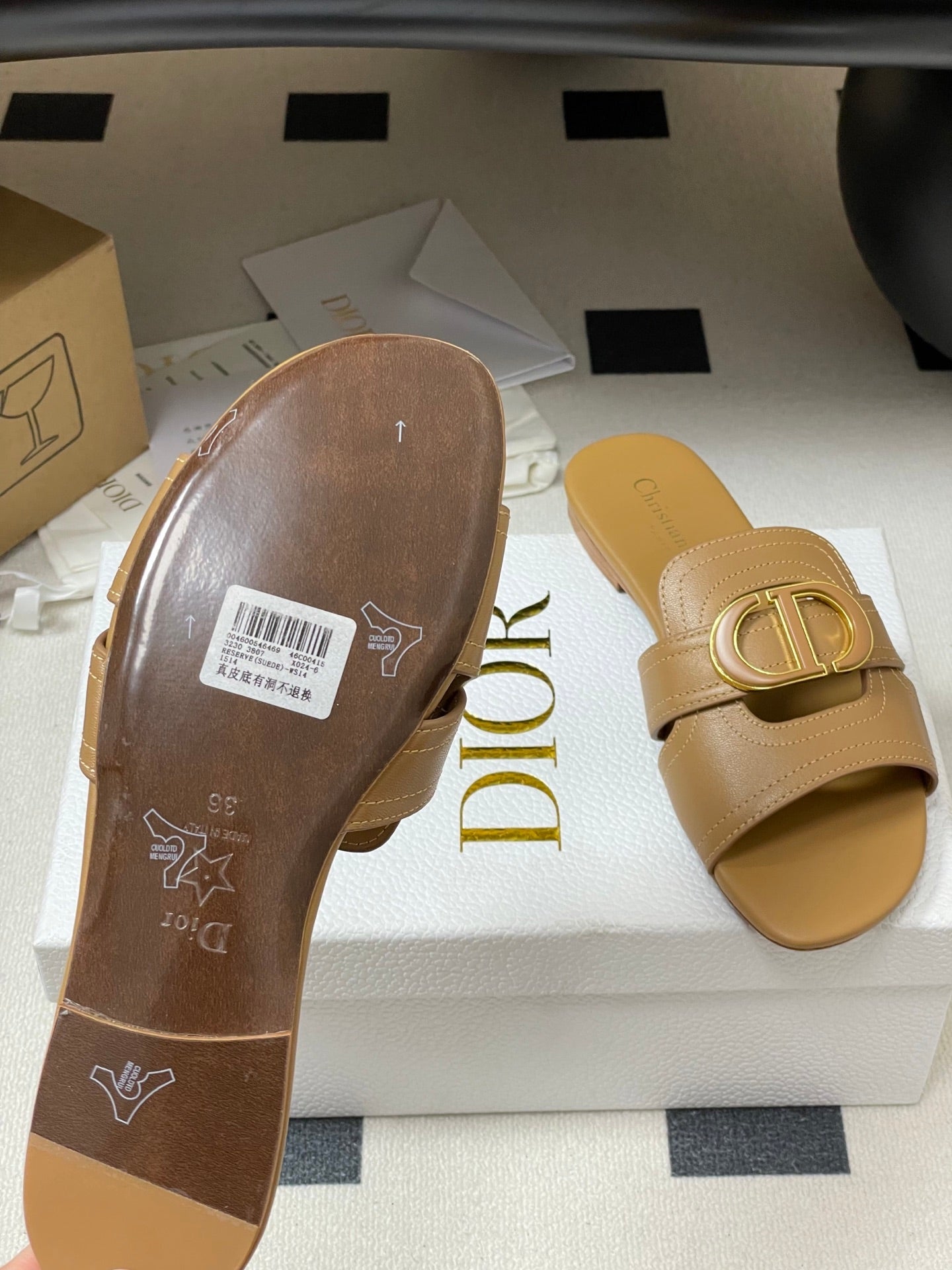 DIOR CLASSIC MONTAIGNE SANDALS 25S IN LIGHT BROWN LAMBSKIN WITH CD LOGO