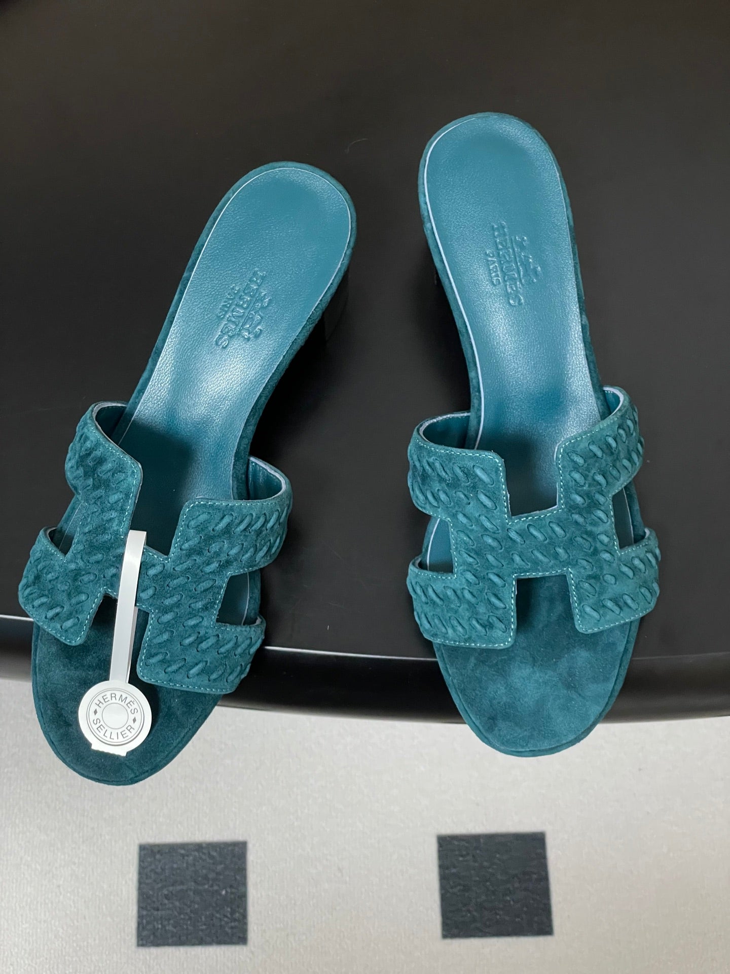 HERMES 25S ORAN HIGH‑HEEL SANDAL IN DARK BLUE SUEDE AND LAMBSKIN