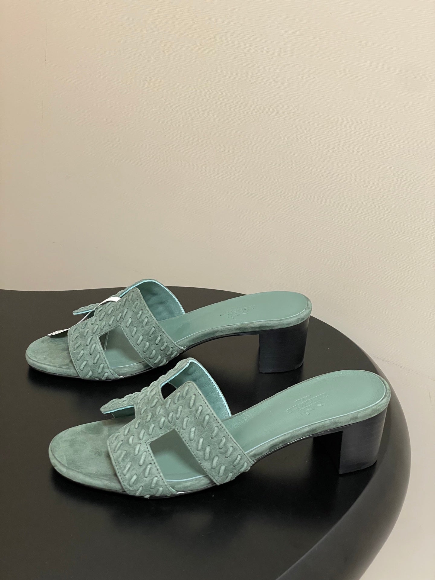HERMES 25S ORAN HIGH‑HEEL SANDAL IN MUTED MINT GREEN SUEDE AND LAMBSKIN