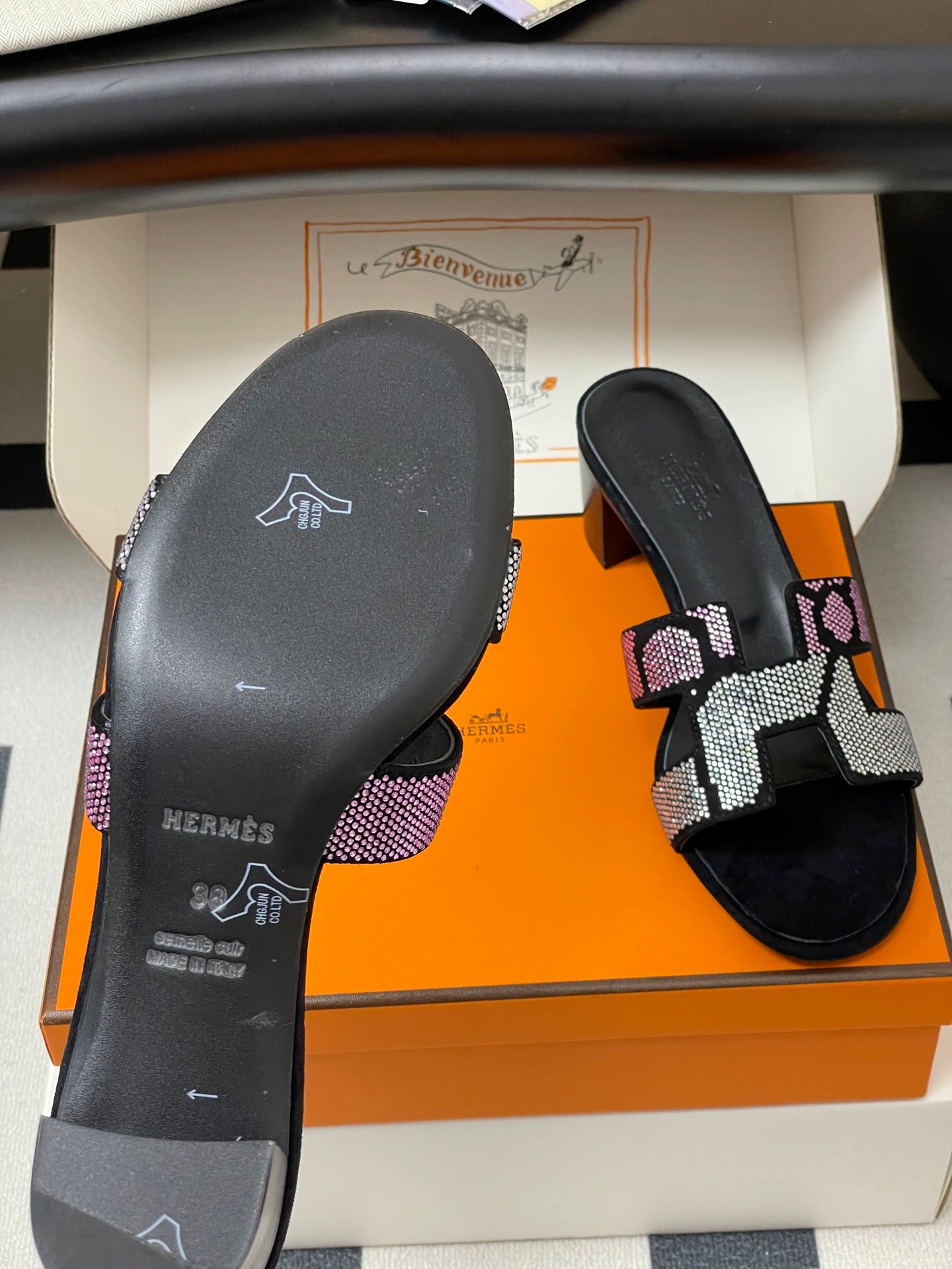 HERMES 25S ORAN HIGH‑HEEL SANDAL 50 MM IN BLACK LAMBSKIN WITH WHITE MIX PINK STONE DETAILS