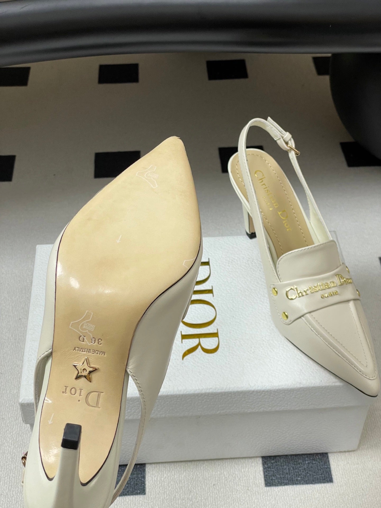 DIOR 25S BOY SLINGBACK HIGH HEELS 85 MM IN WHITE LAMBSKIN