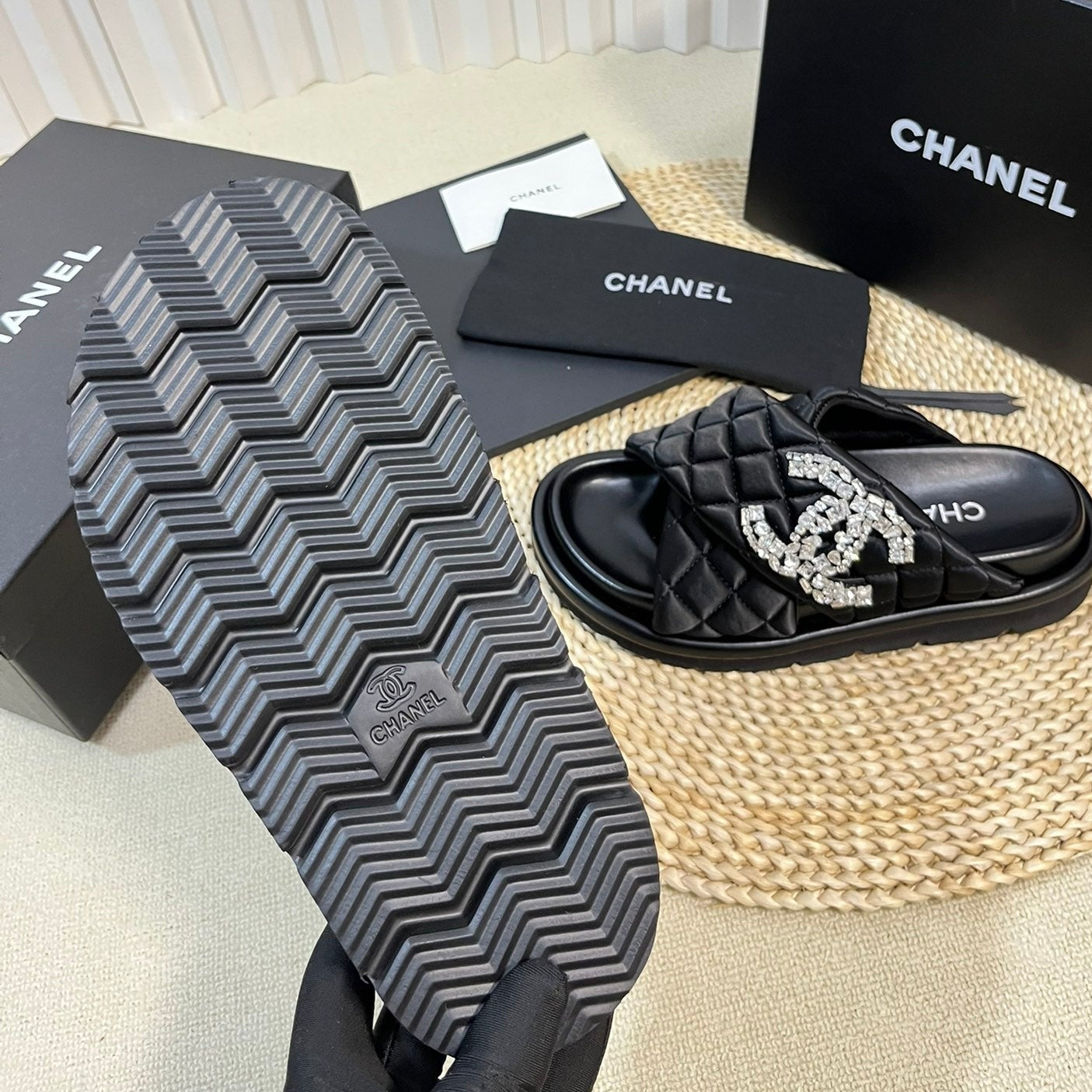CHANEL Women's slippers with two crossed straps sheepskins black