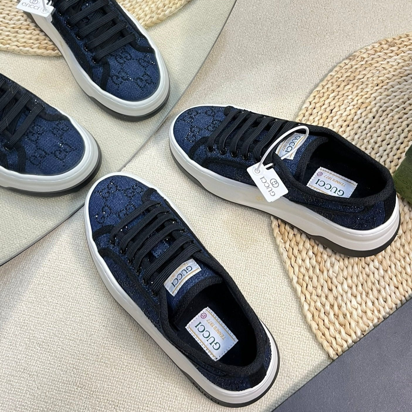 GUCCI Sneaker Tennis 1977 Trainer Oxford Blue Black