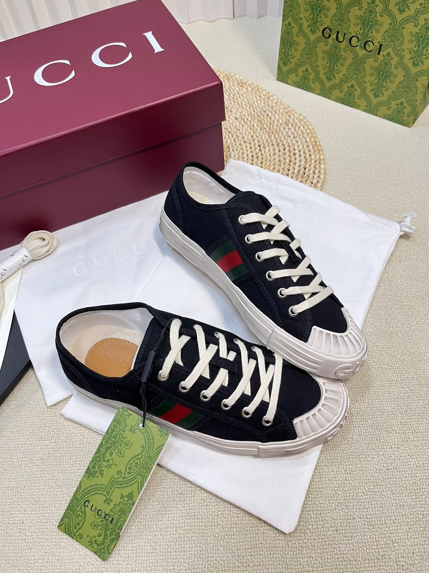 GUCCI Sneaker Julio Canvas  Sneakers Black