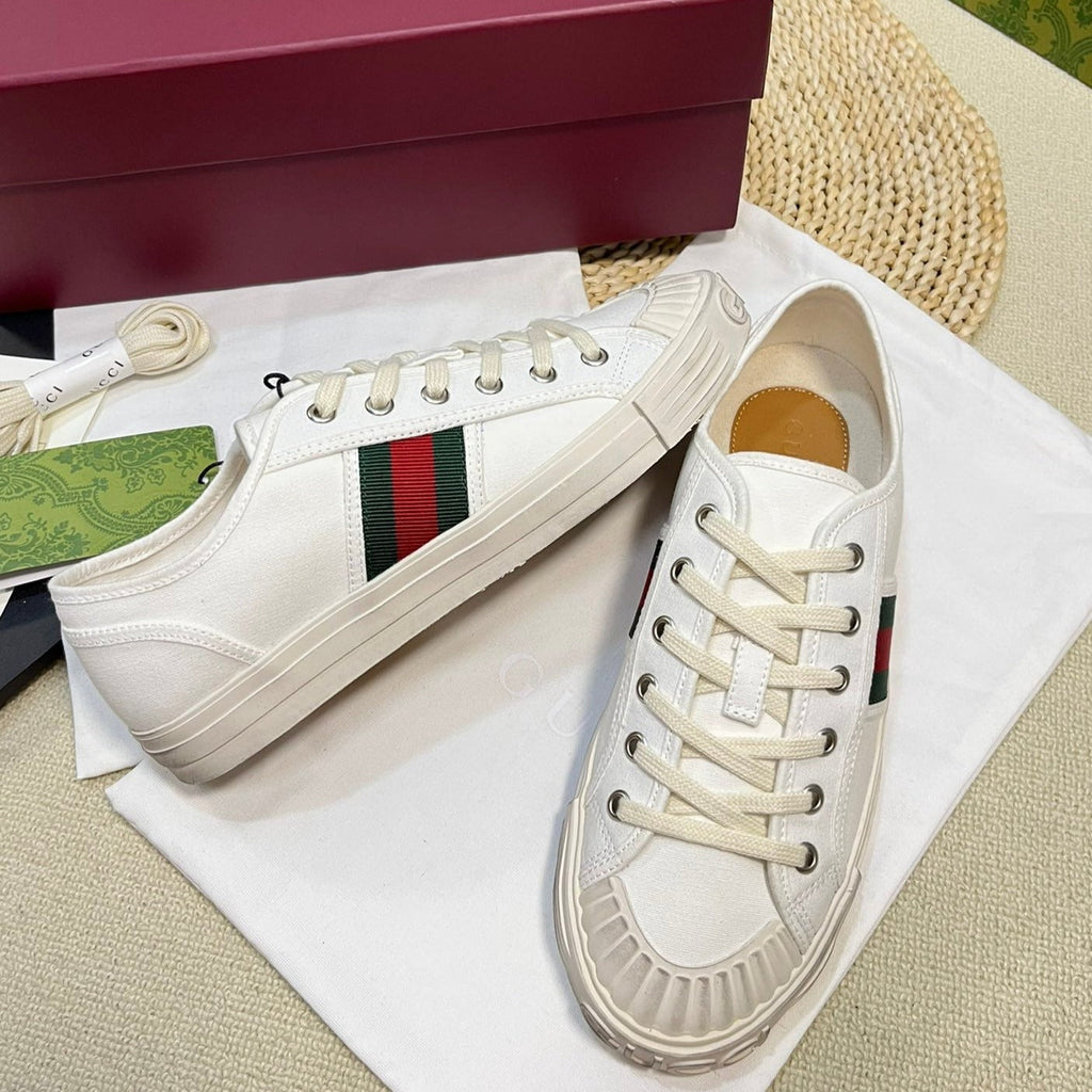 GUCCI Sneaker Julio Canvas  Sneakers White