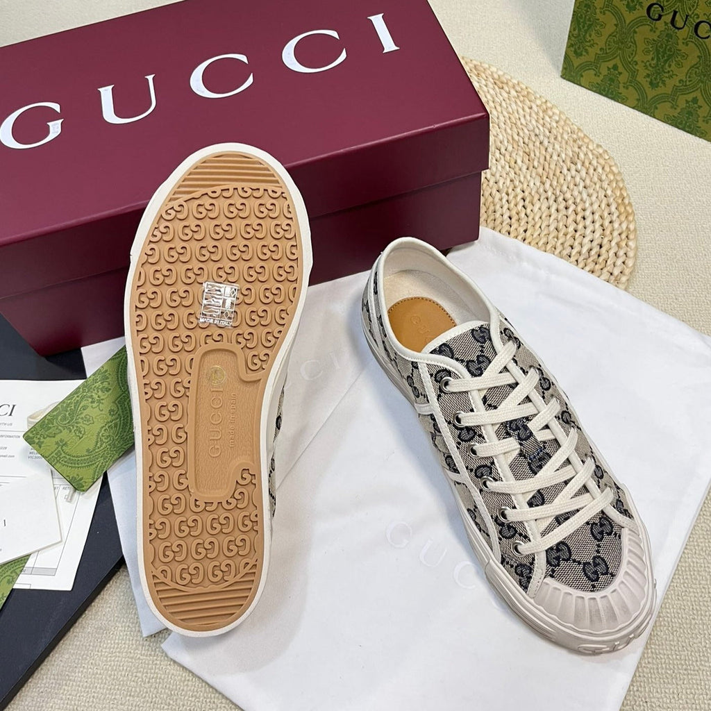 GUCCI Sneaker Julio Canvas  Sneakers Black Caro